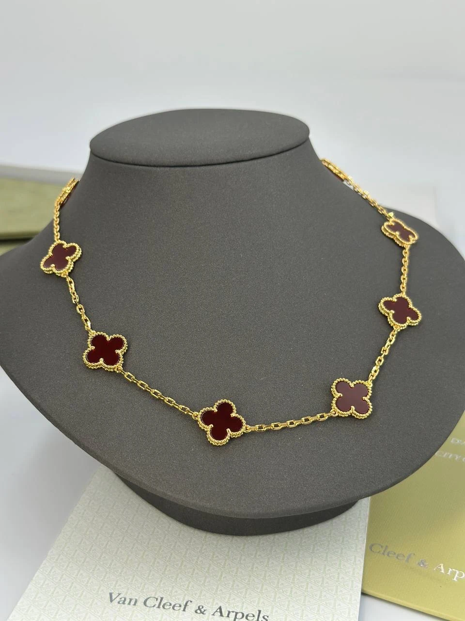 Van Cleef & Arpels Alhambra Onyx Bileklik