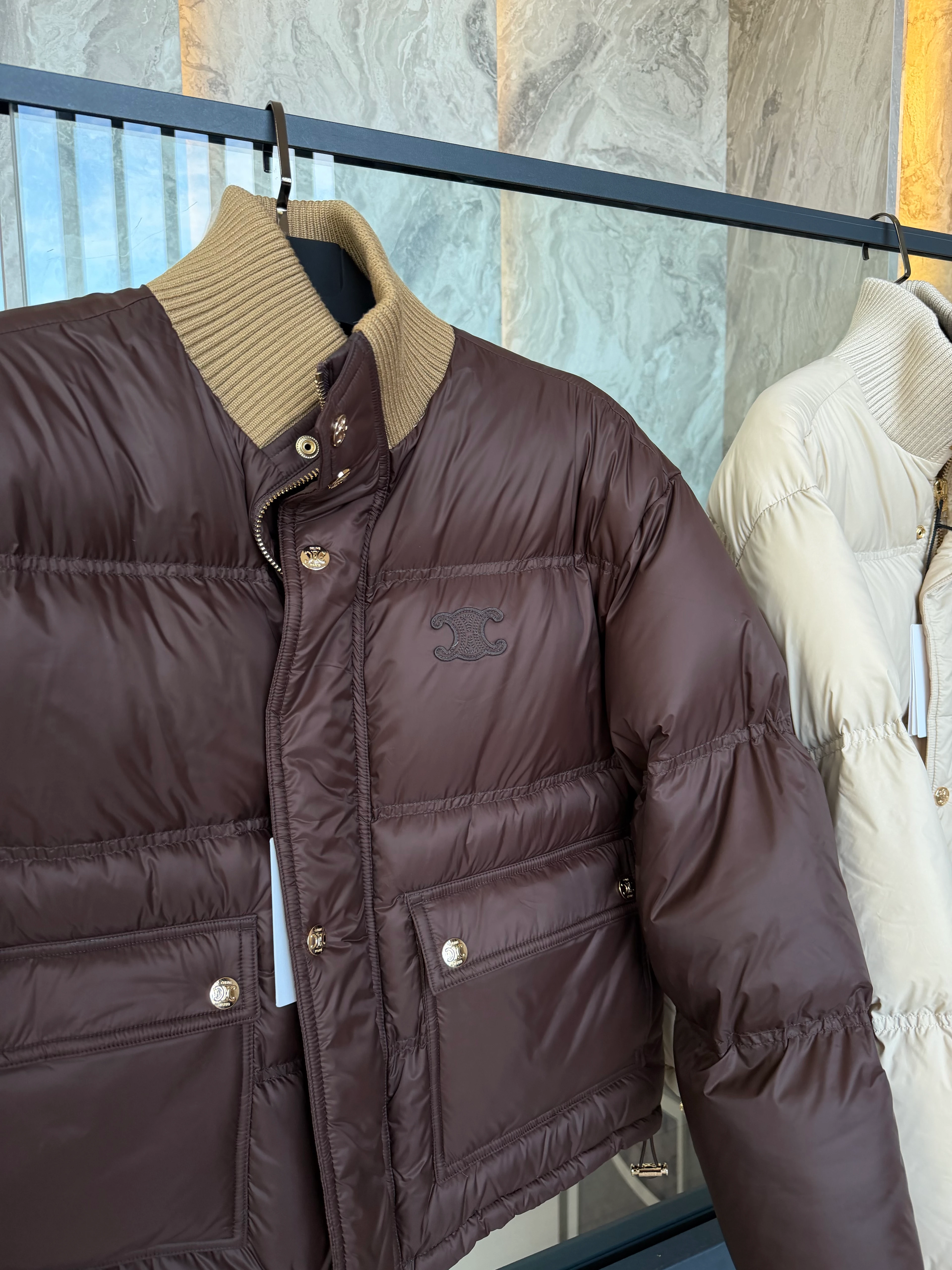 Celne  Icon Puff Mont