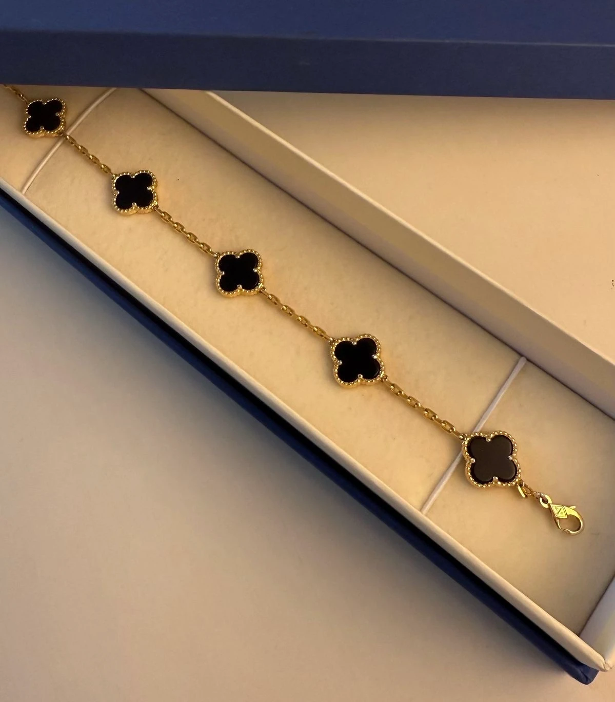 Van Cleef & Arpels Alhambra Bileklik