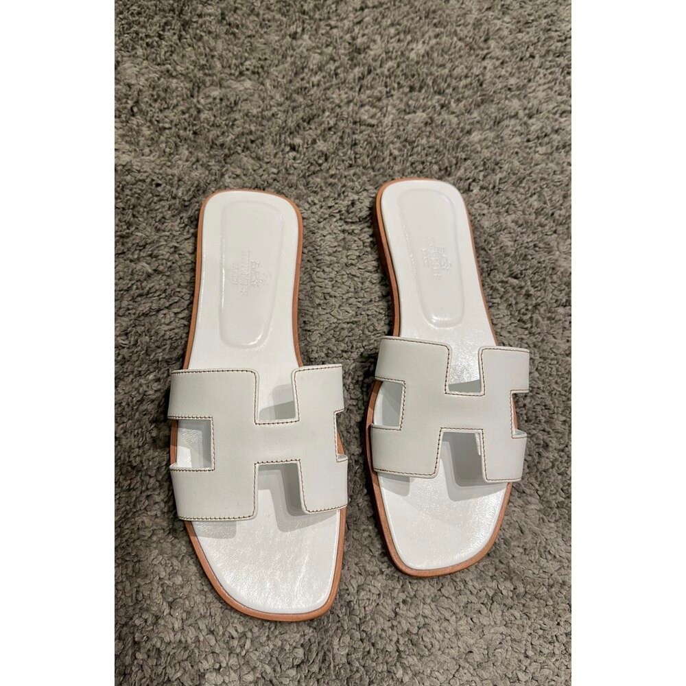 Herm Sandalen