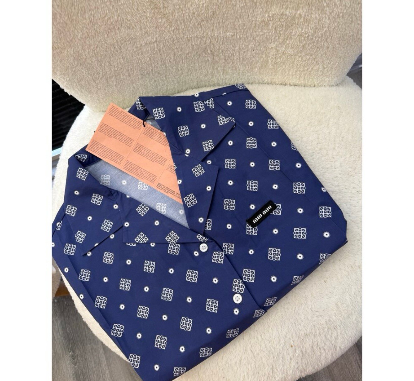 Miu Milano Calm