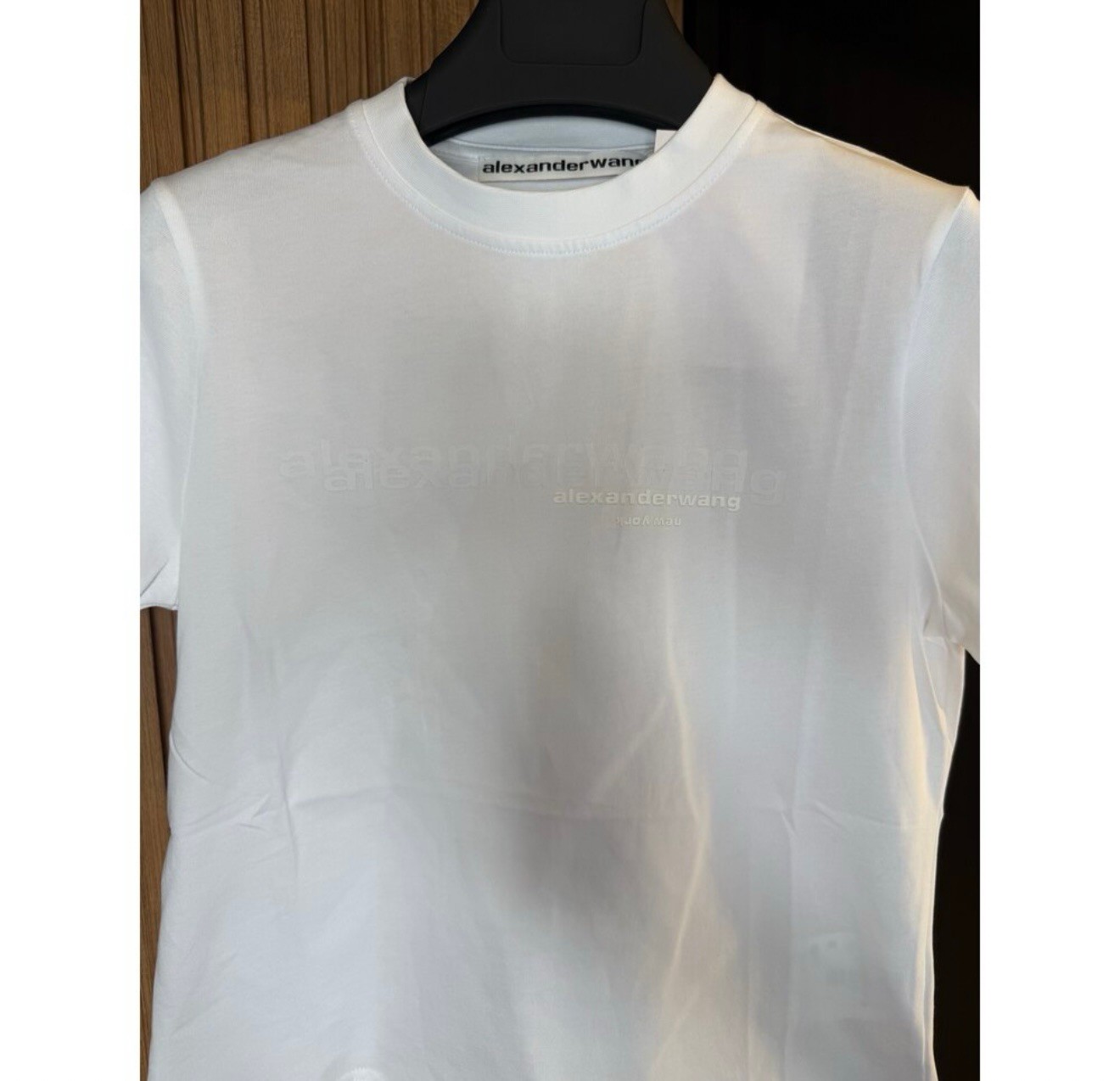 Wang Whisper” Beyaz Logolu T-Shirt 
