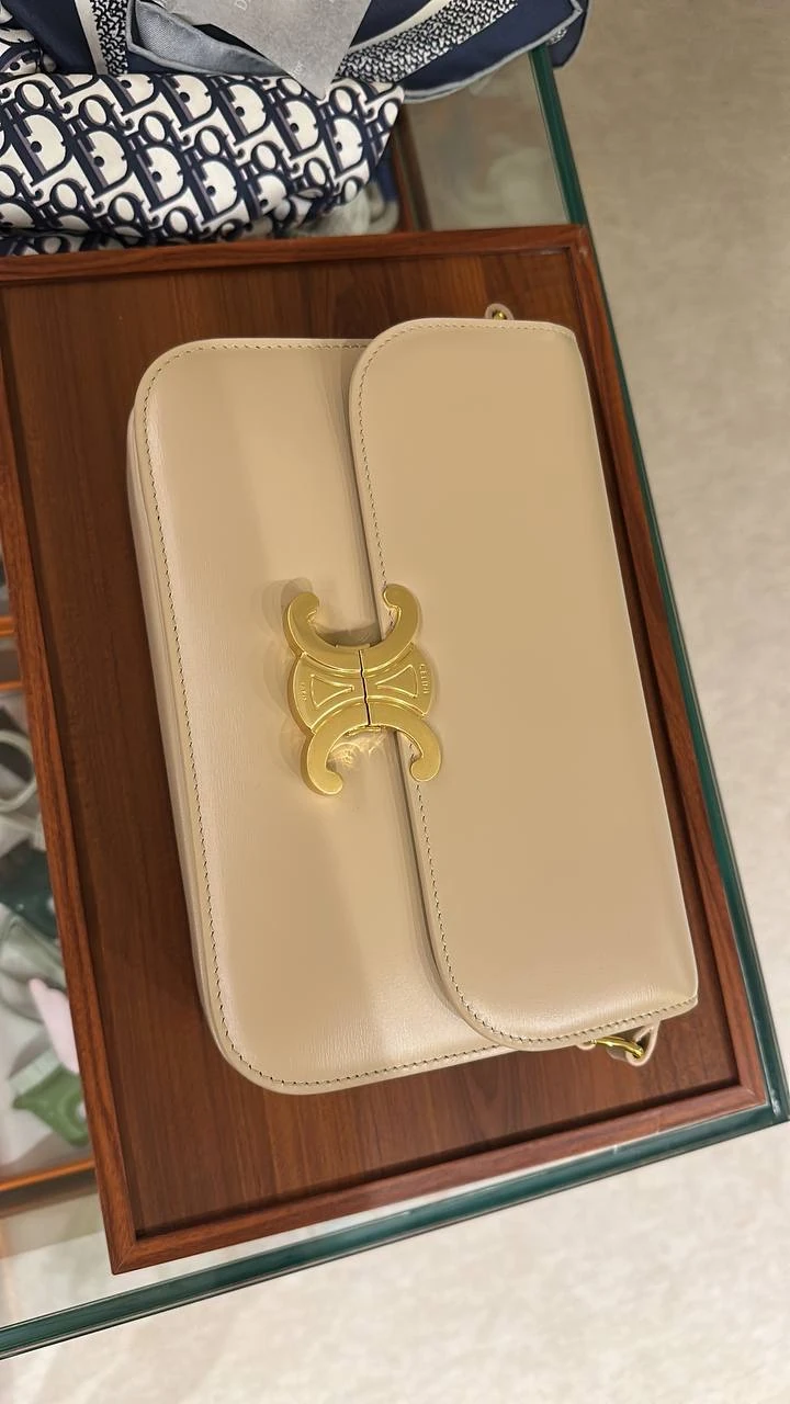 Celin / Classic Triomphe Elegance