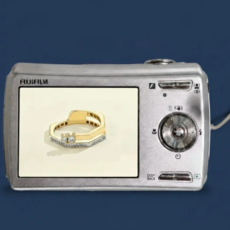 14 Ayar Altın Geometrik Tasarım Taşlı Kadın Yüzük