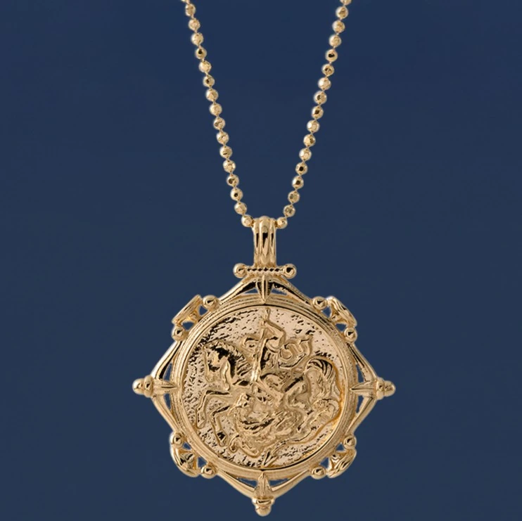 14 Ayar Altın Antik Roma Savaşçısı Figürlü Kadın Kolye