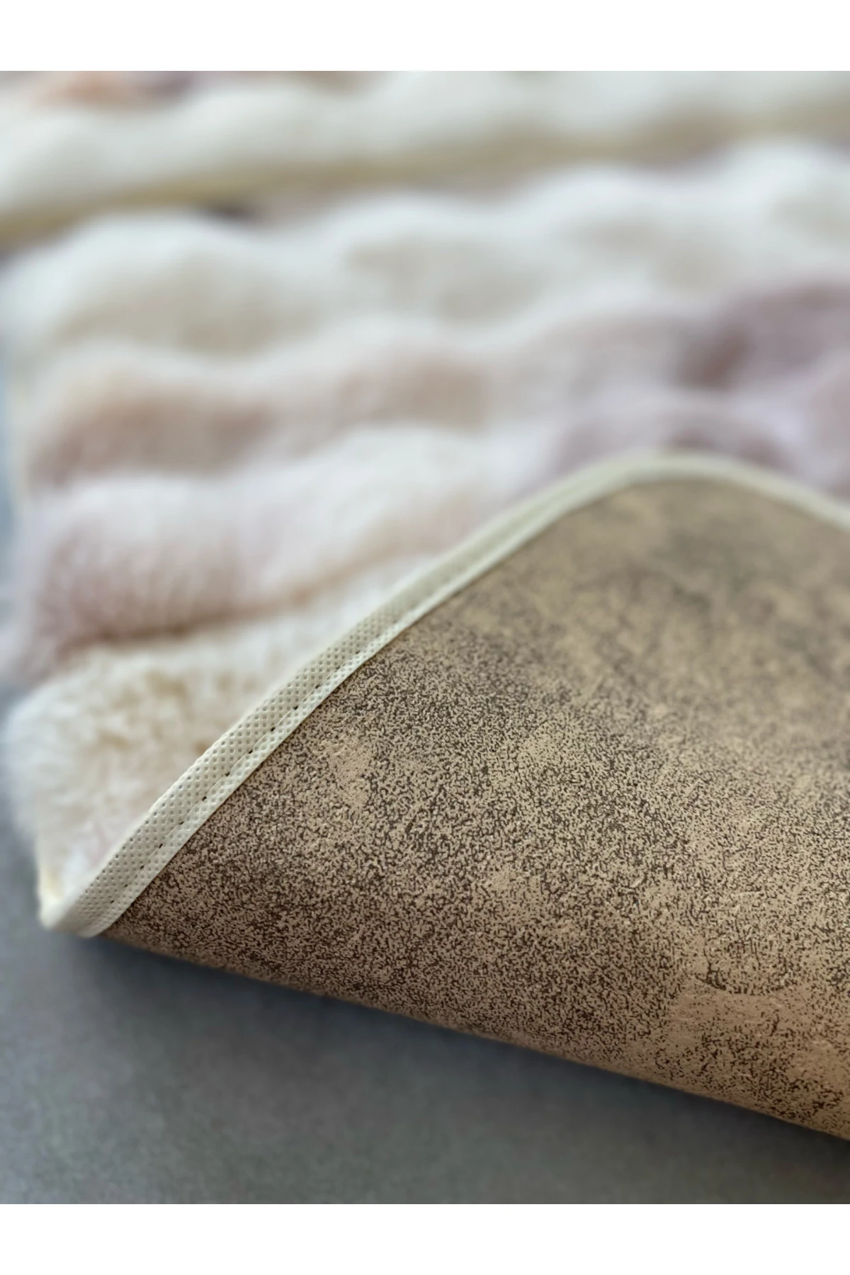 Serante Tavşan Tüyü, Kaymaz Taban, Pofuduk, Yumuşacık, Ultra Lüks, Yıkanabilir 2'li Banyo Paspası