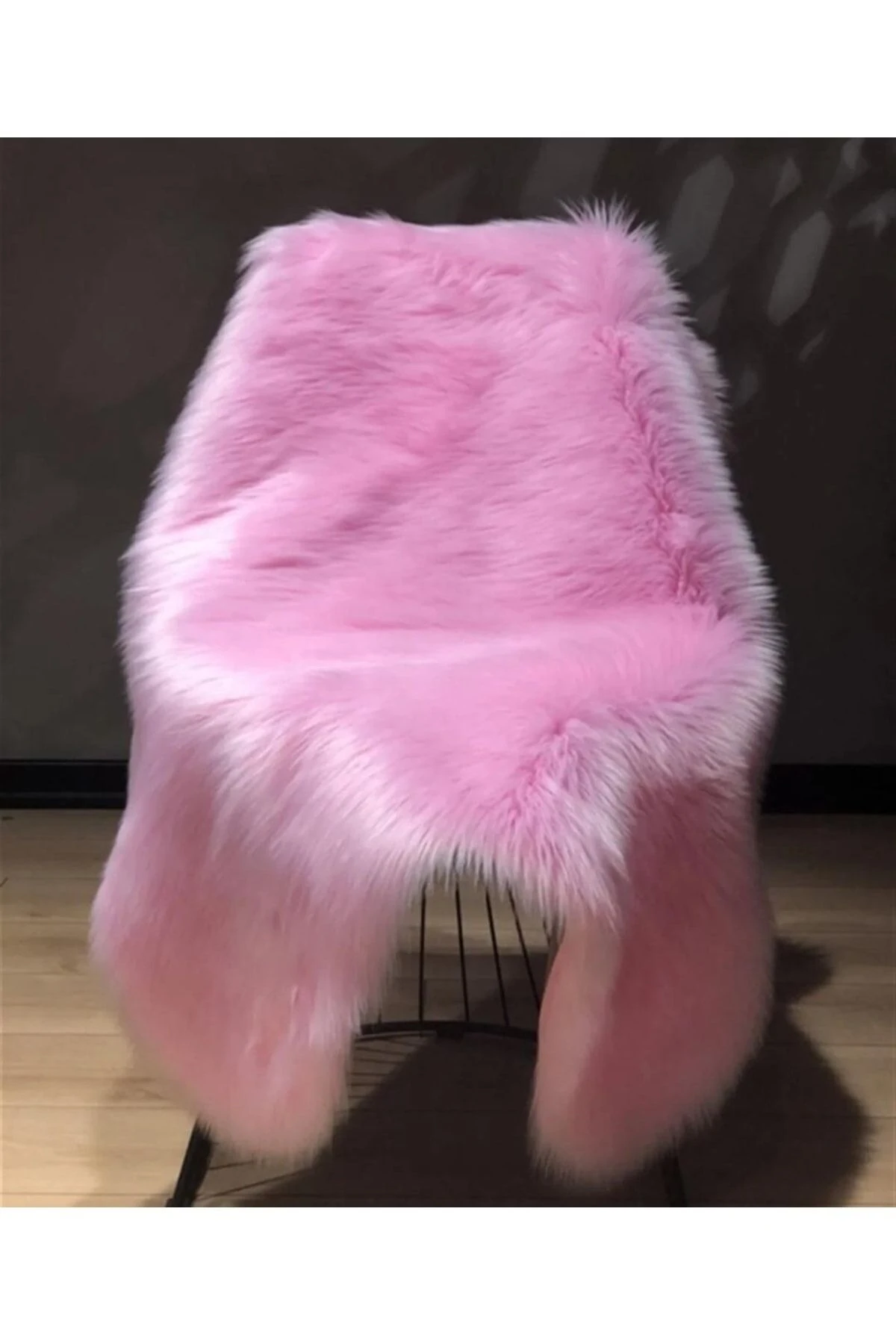 Kuzu Post Üst Kalite Yıkanabilir Yumuşak Dokulu Peluş Halı - pembe