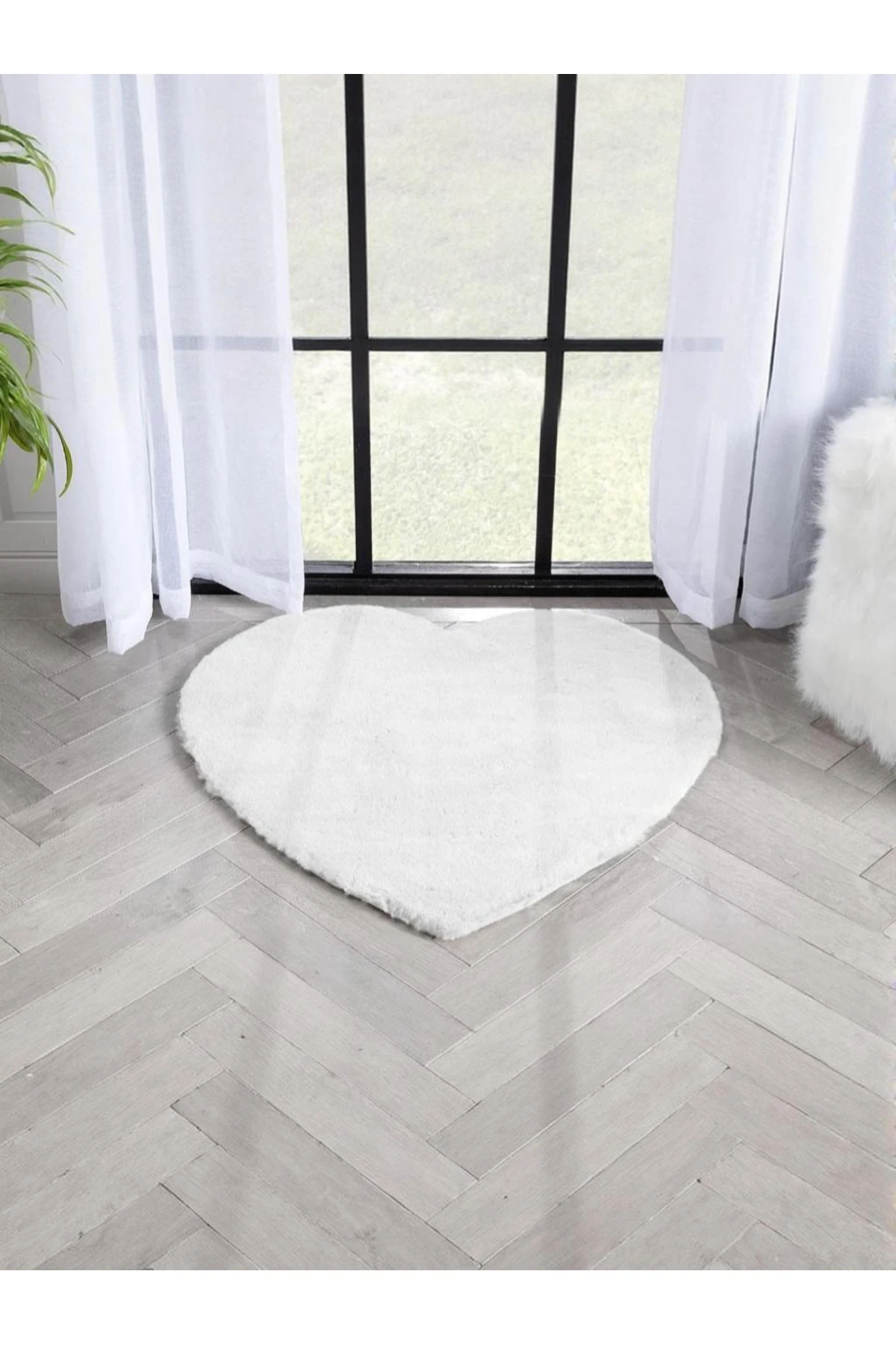 Bonnie Tavşan Tüyü, Kalp, Yumuşacık, Ultra Lüks, Süet Taban Yıkanabilir, Post Halı