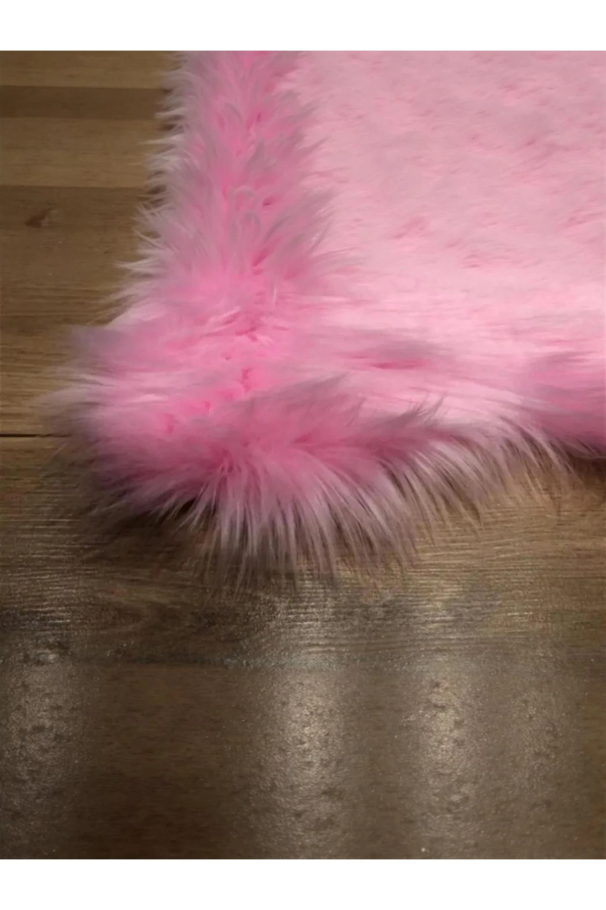 Puffin Yumuşacık Kuzu Post Kaymaz Taban Kürk Halı Makinede Yıkanabilir