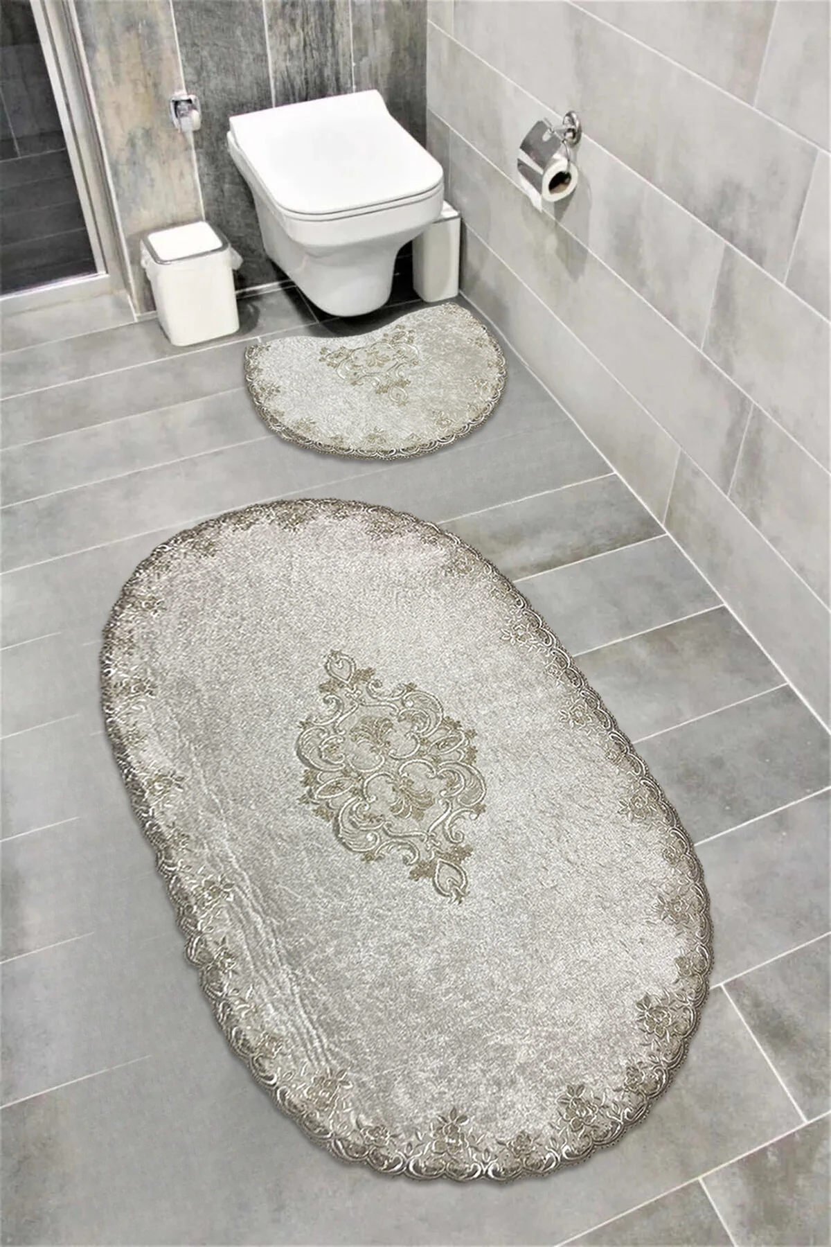 Milas Kaymaz Taban, Kadife Dantel Detaylı 2'li Süper Lüks Oval Banyo Paspası Seti 
