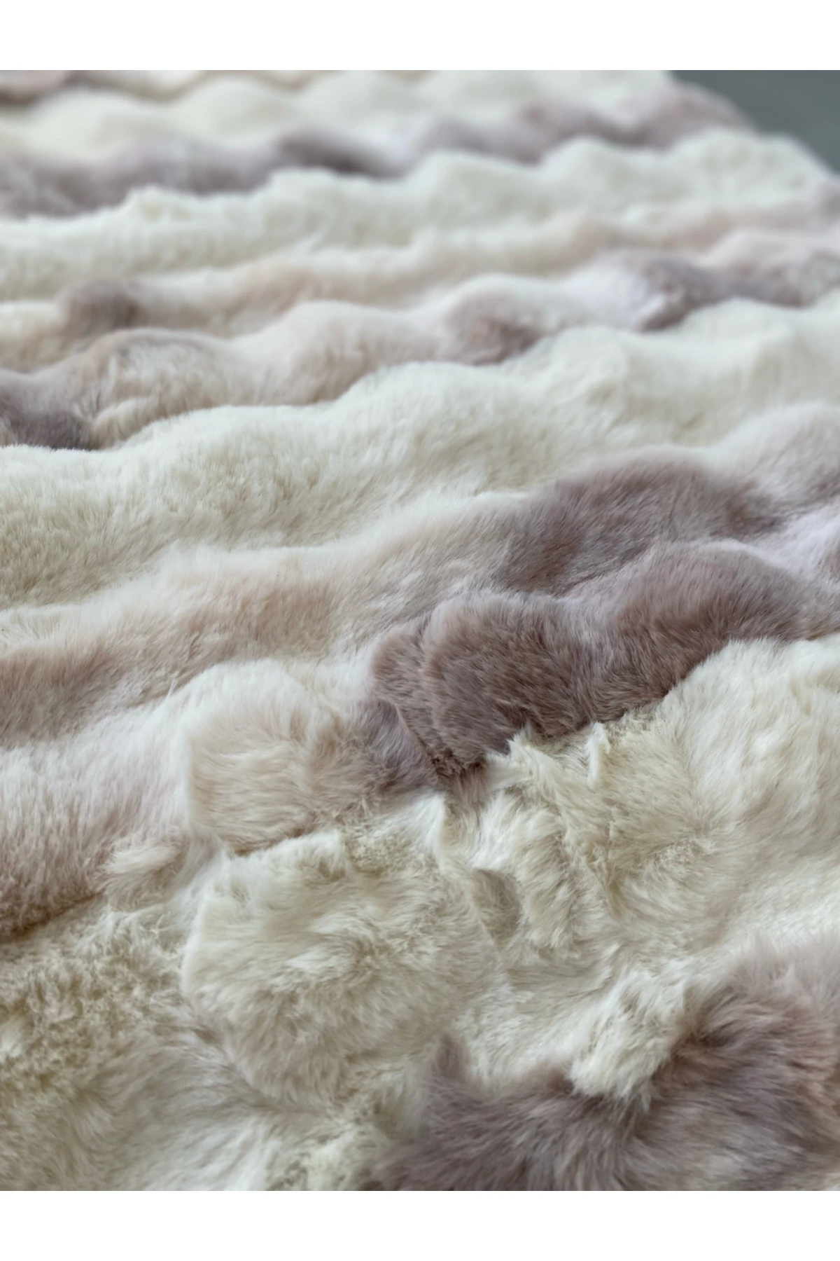 Serante Tavşan Tüyü, Kaymaz Taban, Pofuduk, Yumuşacık, Ultra Lüks, Yıkanabilir 2'li Banyo Paspası