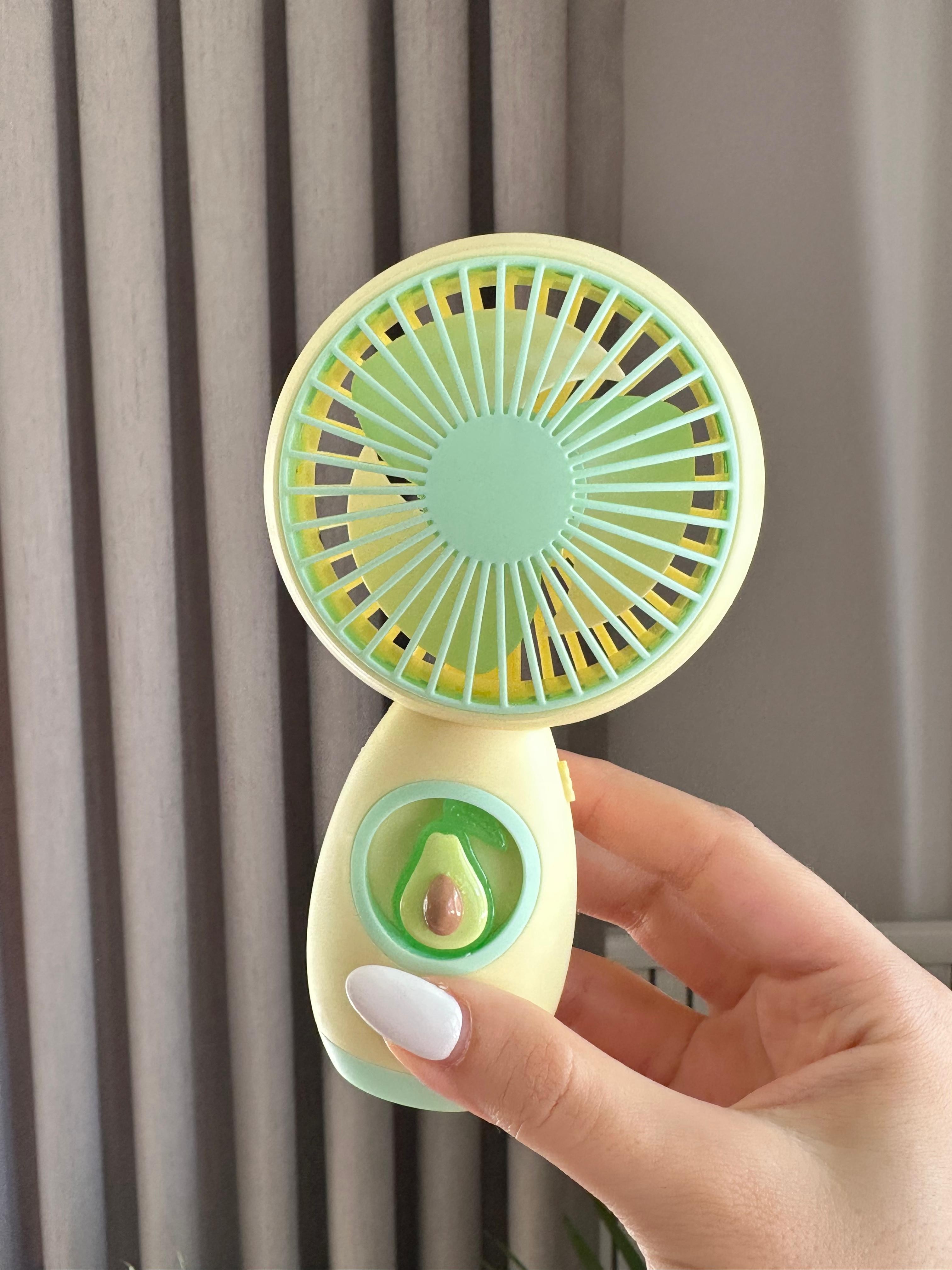 Meyve Figürlü Güçlü Pervaneli Şarjlı Mini El Fanı - Avakado