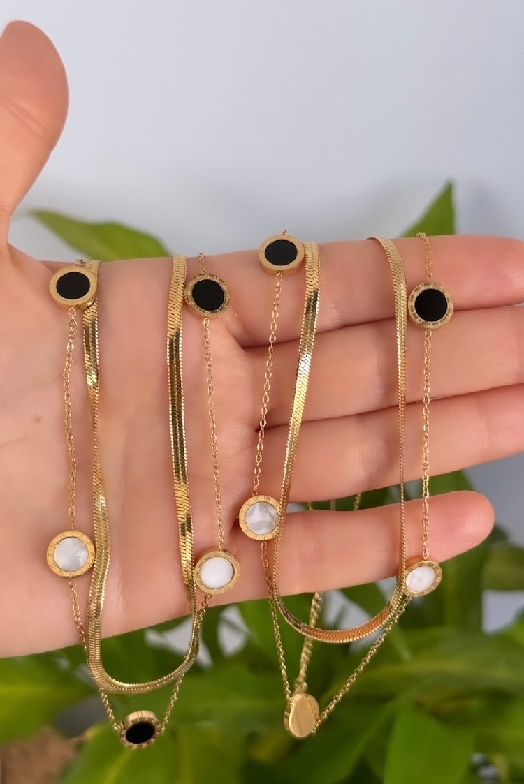 Siyah-Beyaz Taşlı Gold Kolye | Lina Aksesuar