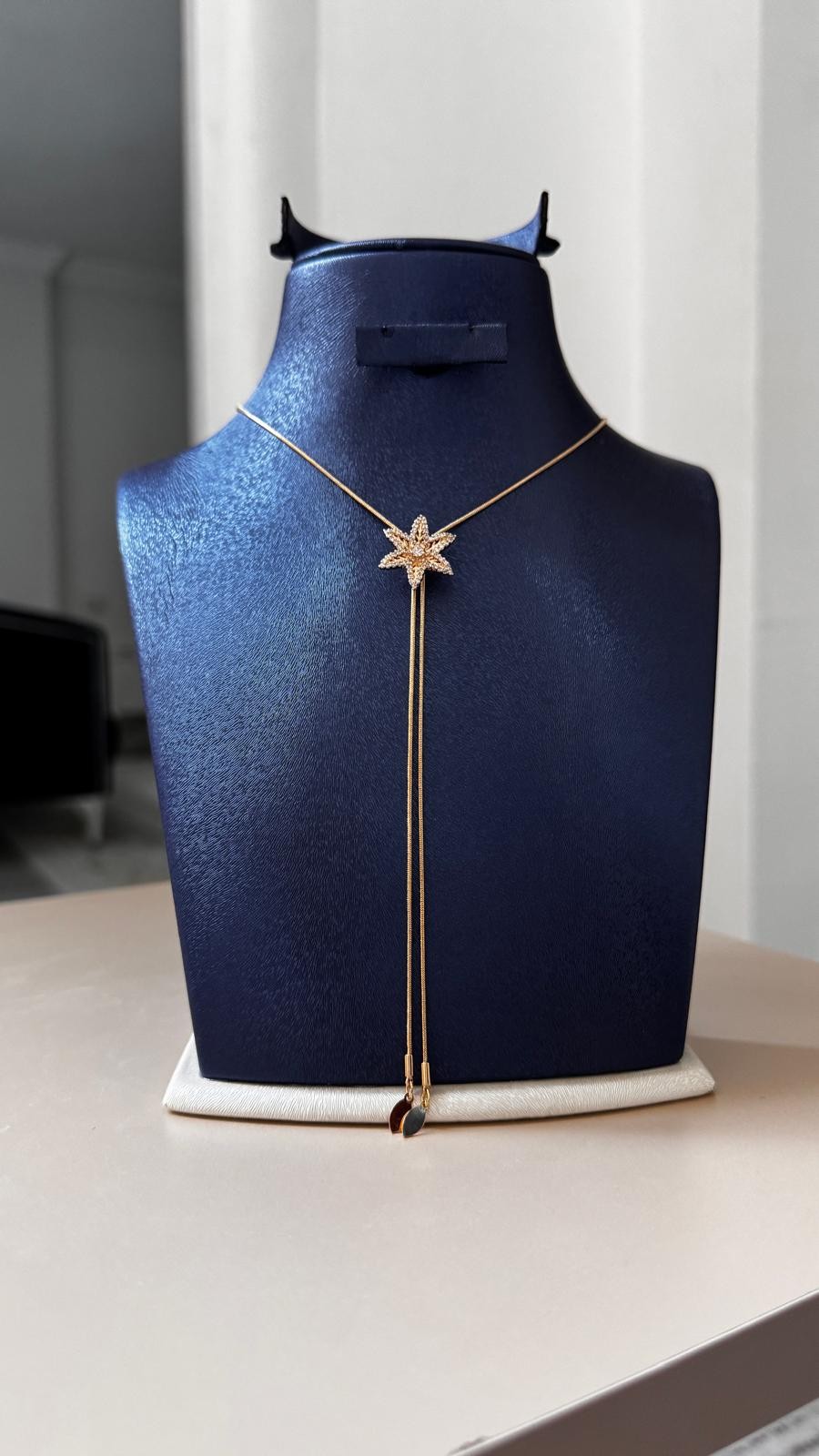 Işıltılı Y Kolye Modeli 
