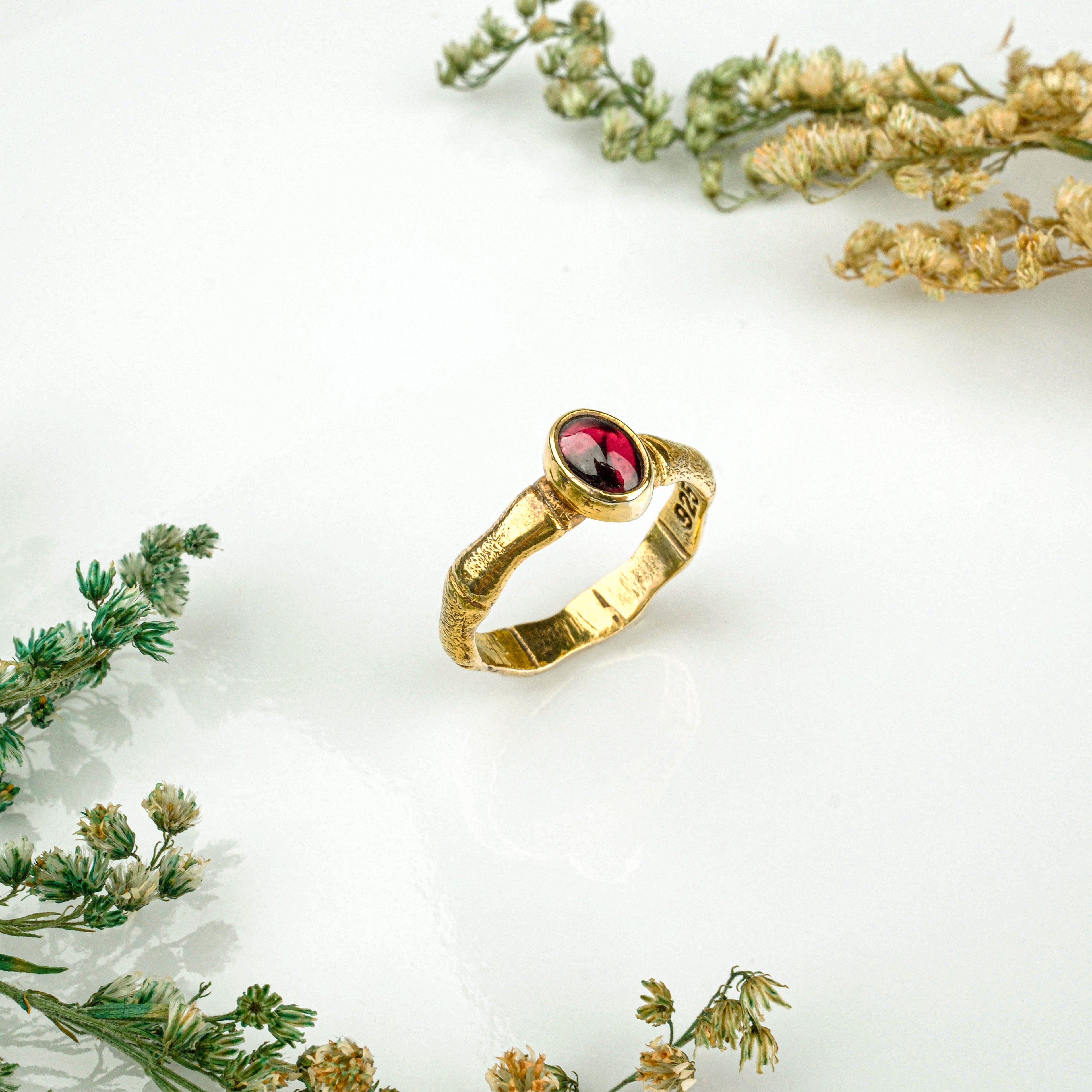 Garnet Yüzük Garantili DoğalTaş 925Ayar Gümüş Üzeri Altın Kaplama -Ayarlanabilir Ölçü