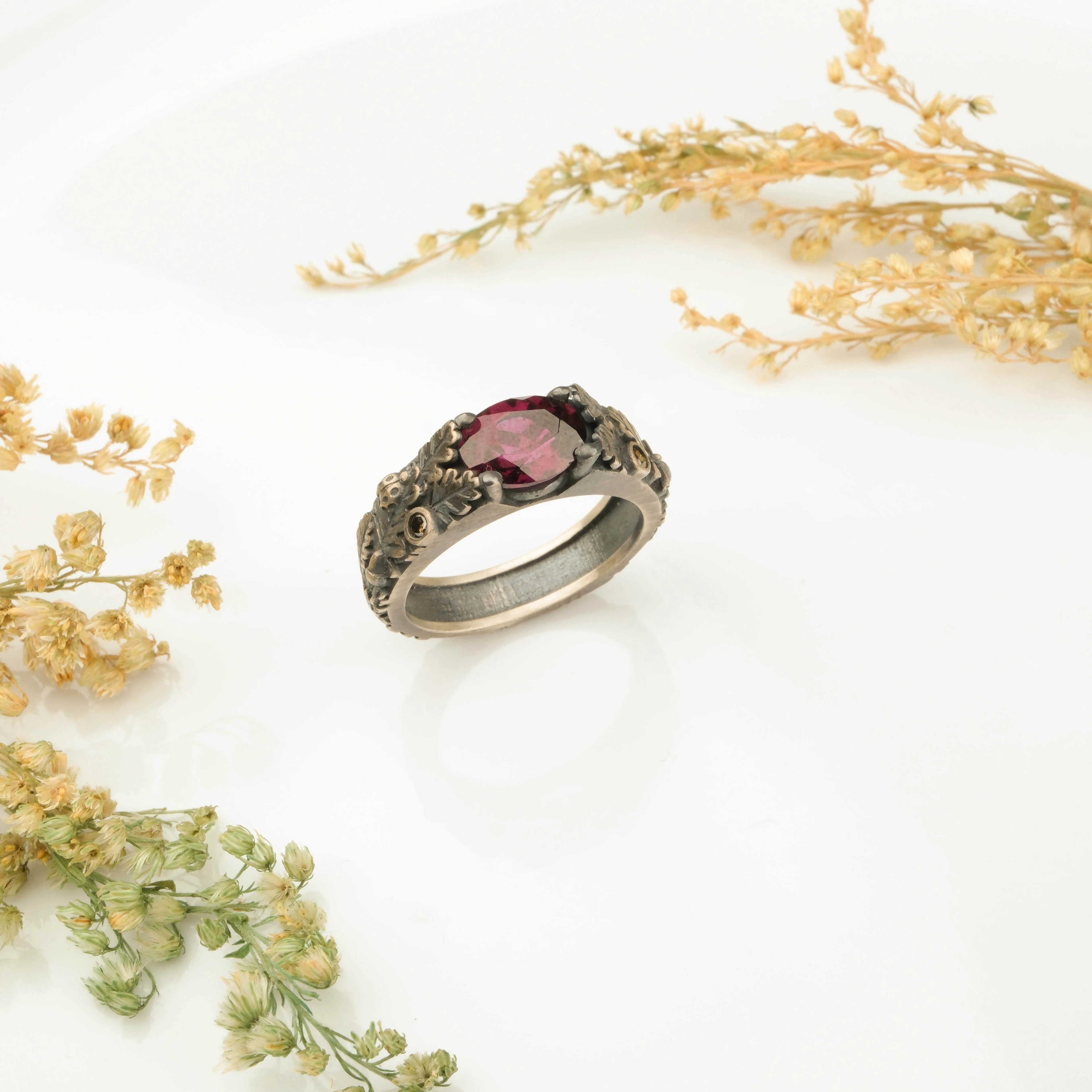 Yakut Özel 3D Tasarım Kadın Yüzük Garantili DoğalTaş 925Ayar Gümüş