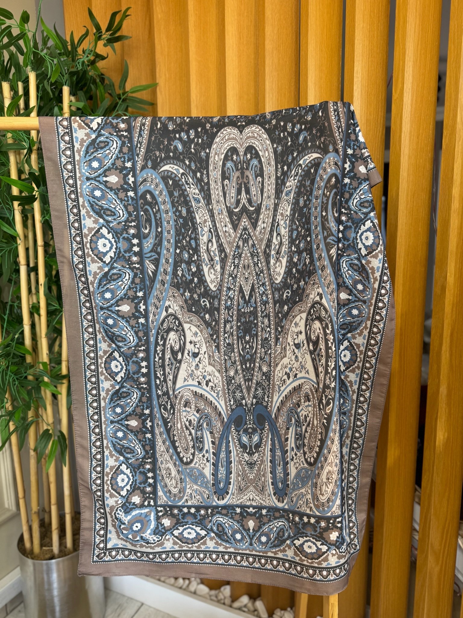 Sema Şal 3 Numara