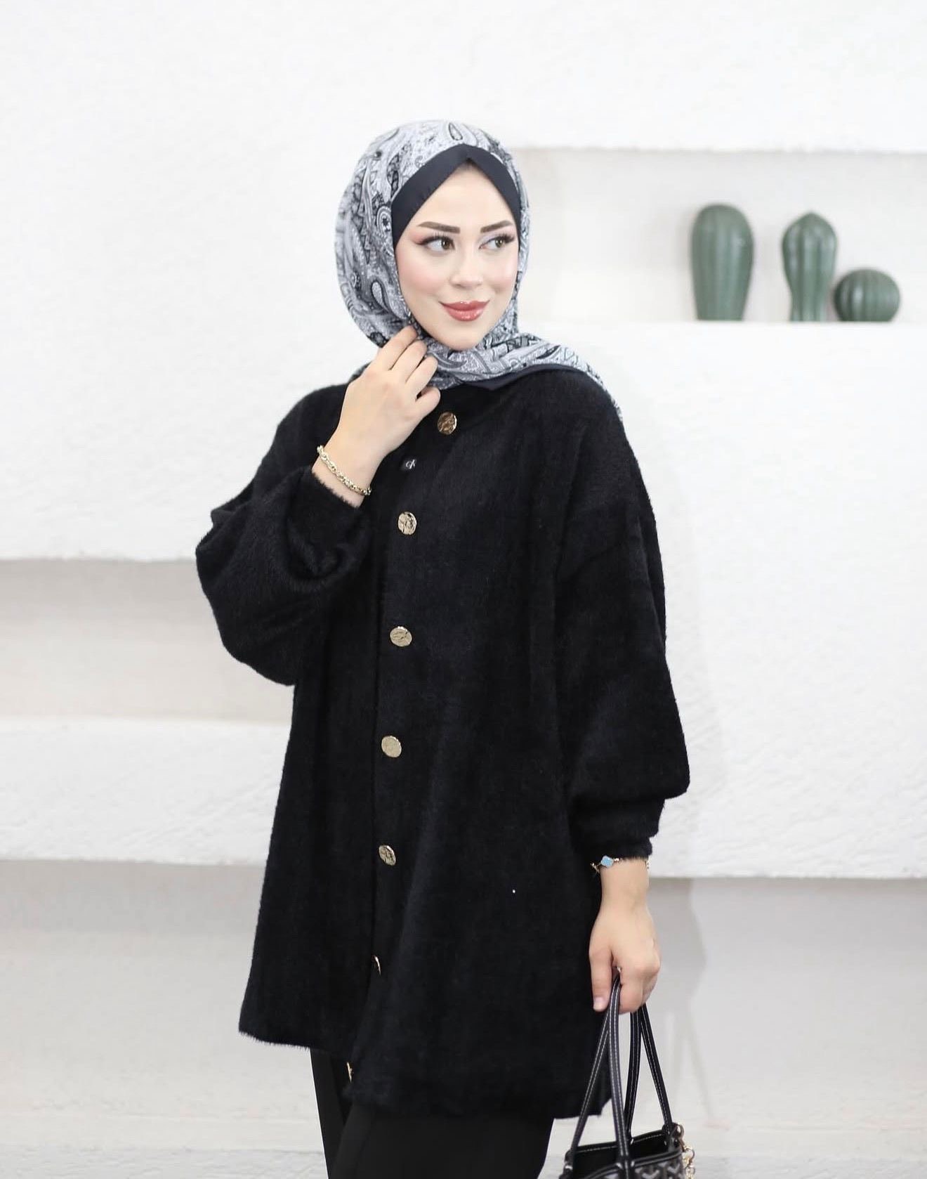 Aslı Hırka Siyah