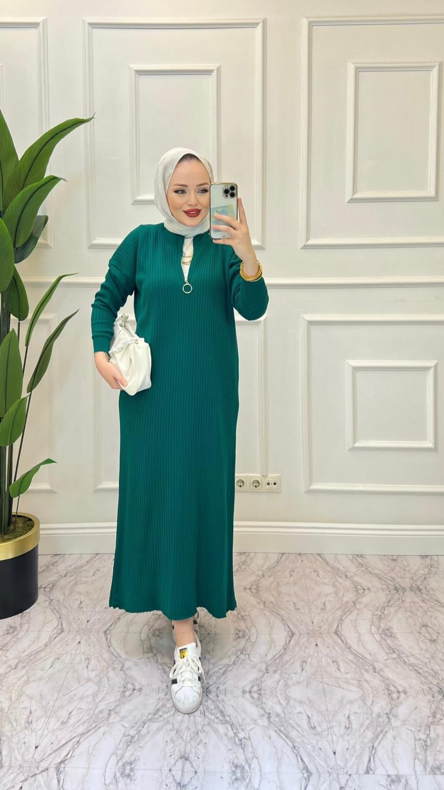 AYŞE ELBİSE ZÜMRÜT 