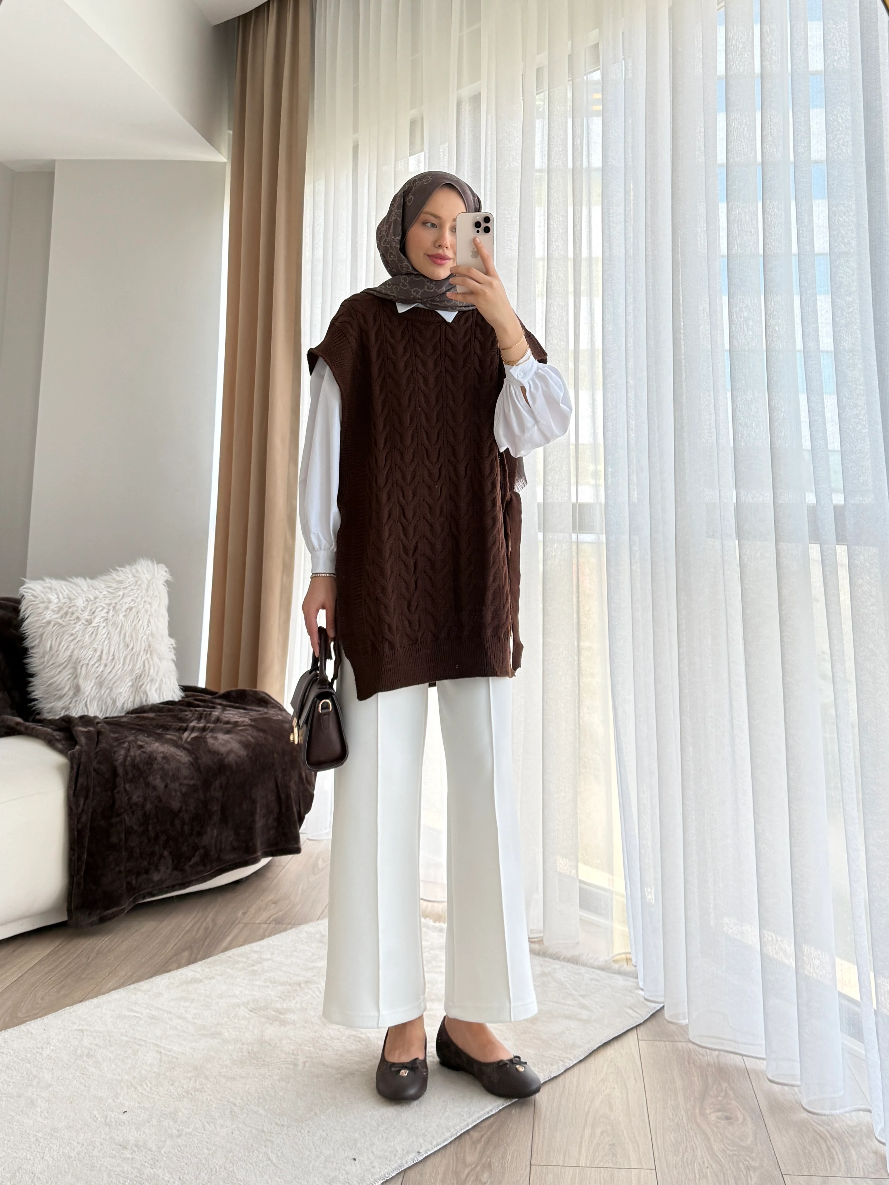 Özge Süveter Kahve 