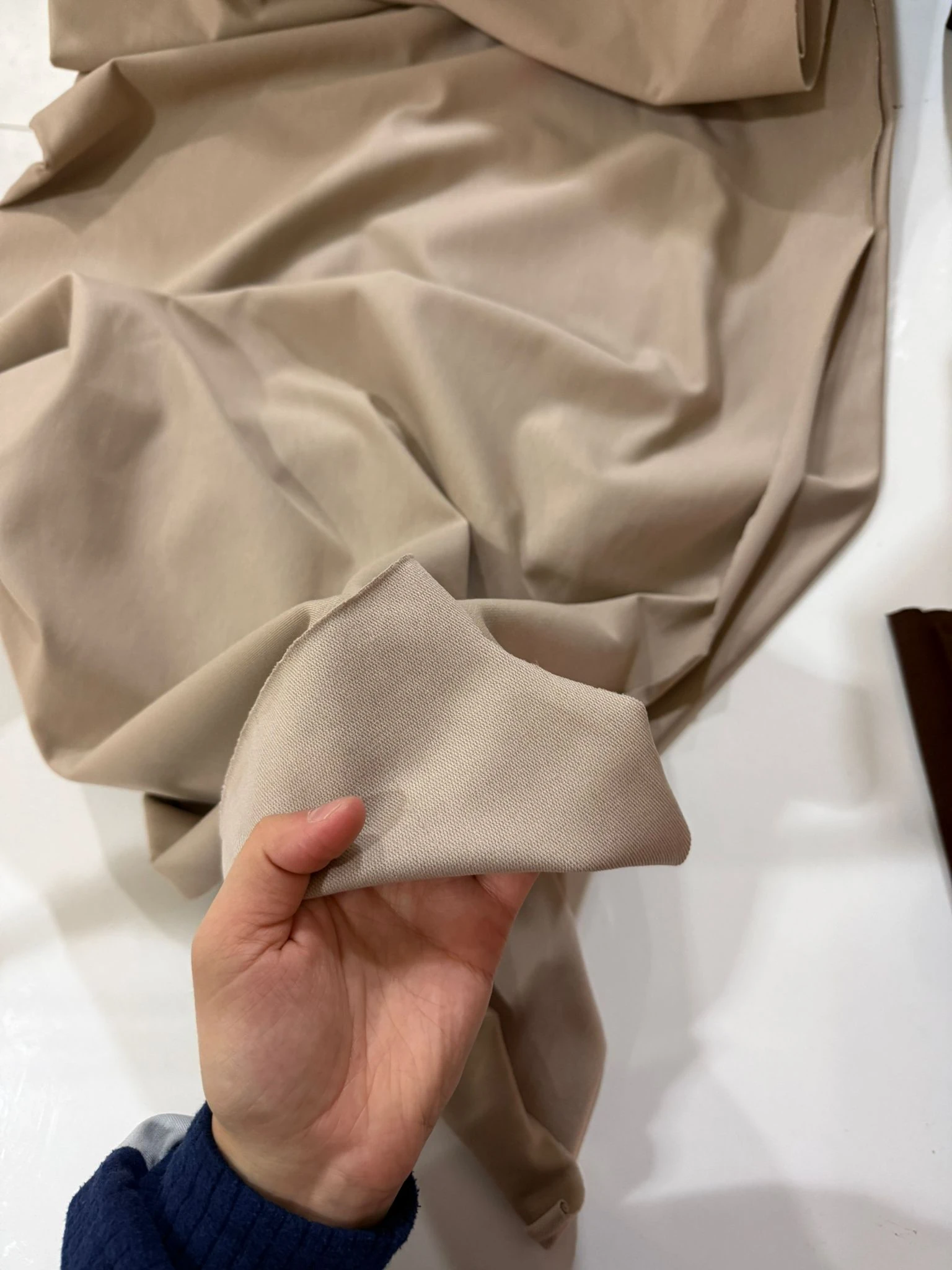 TAŞ RENGİ DİZ YAPMAZ 