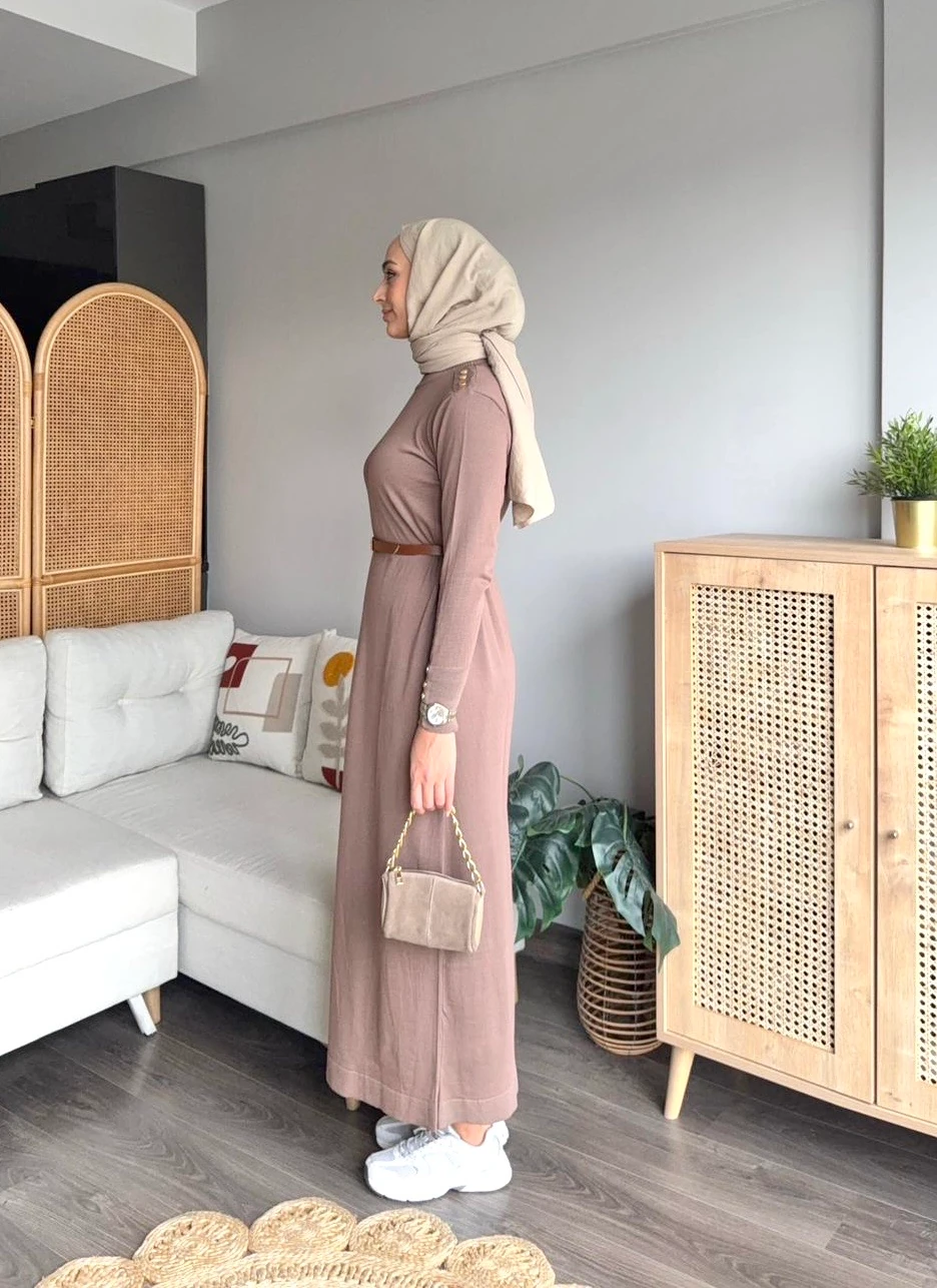 Düğmeli Merserize Elbise