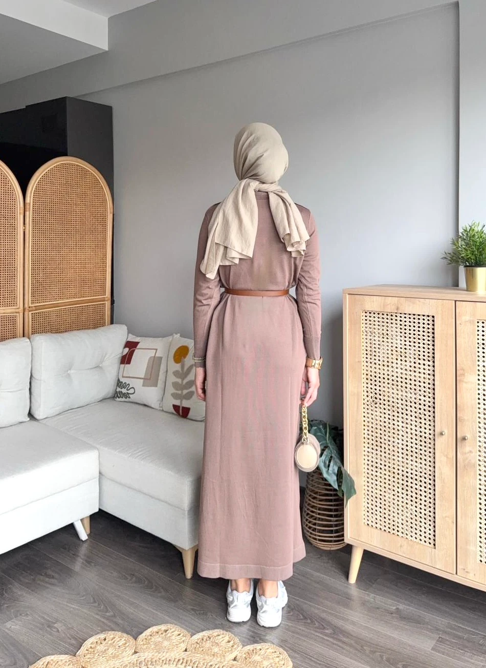 Düğmeli Merserize Elbise