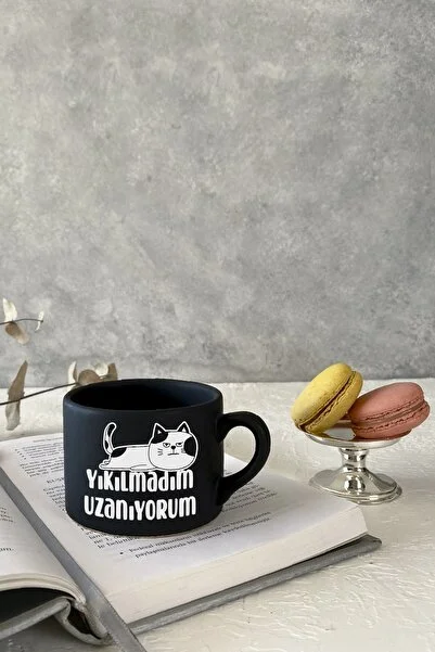 Vivas Kedi Yıkılmadım Uzanıyorum Siyah Küçük Kupa