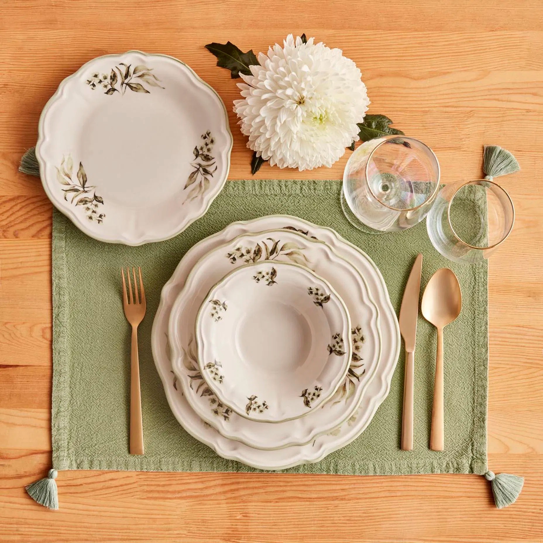 Julia Stoneware 24 Parça 6 Kişilik Yemek Takımı Yeşil