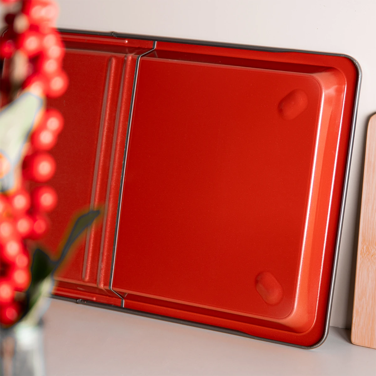 Kırmızı Genişleyen Fırın Tepsisi 37 cm