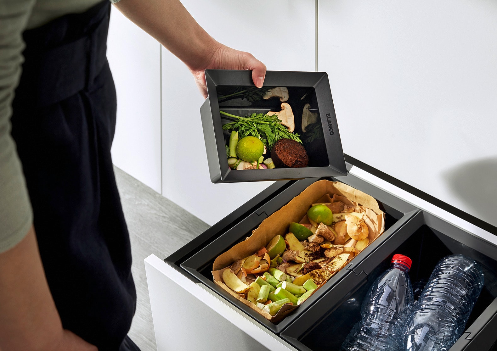 521475-Blanco Flexion II Low 90/4 Atık Saklama Kabı