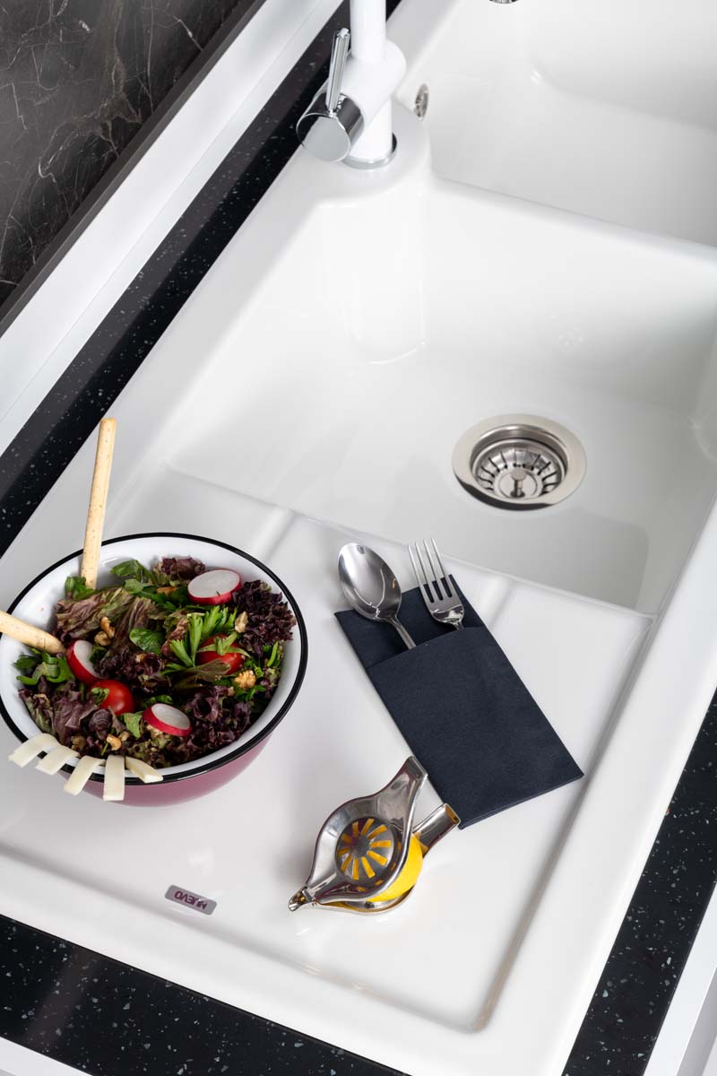 314160-Nuevo Sonas 8 S Sağ Damlalıklı Basalt Seramik Eviye