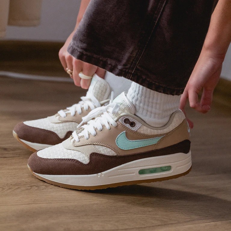 Nike Air Max 1 Crepe Brown