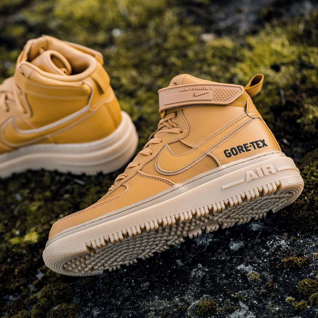 Nike Air Force 1 High Gore-Tex Boot Flax