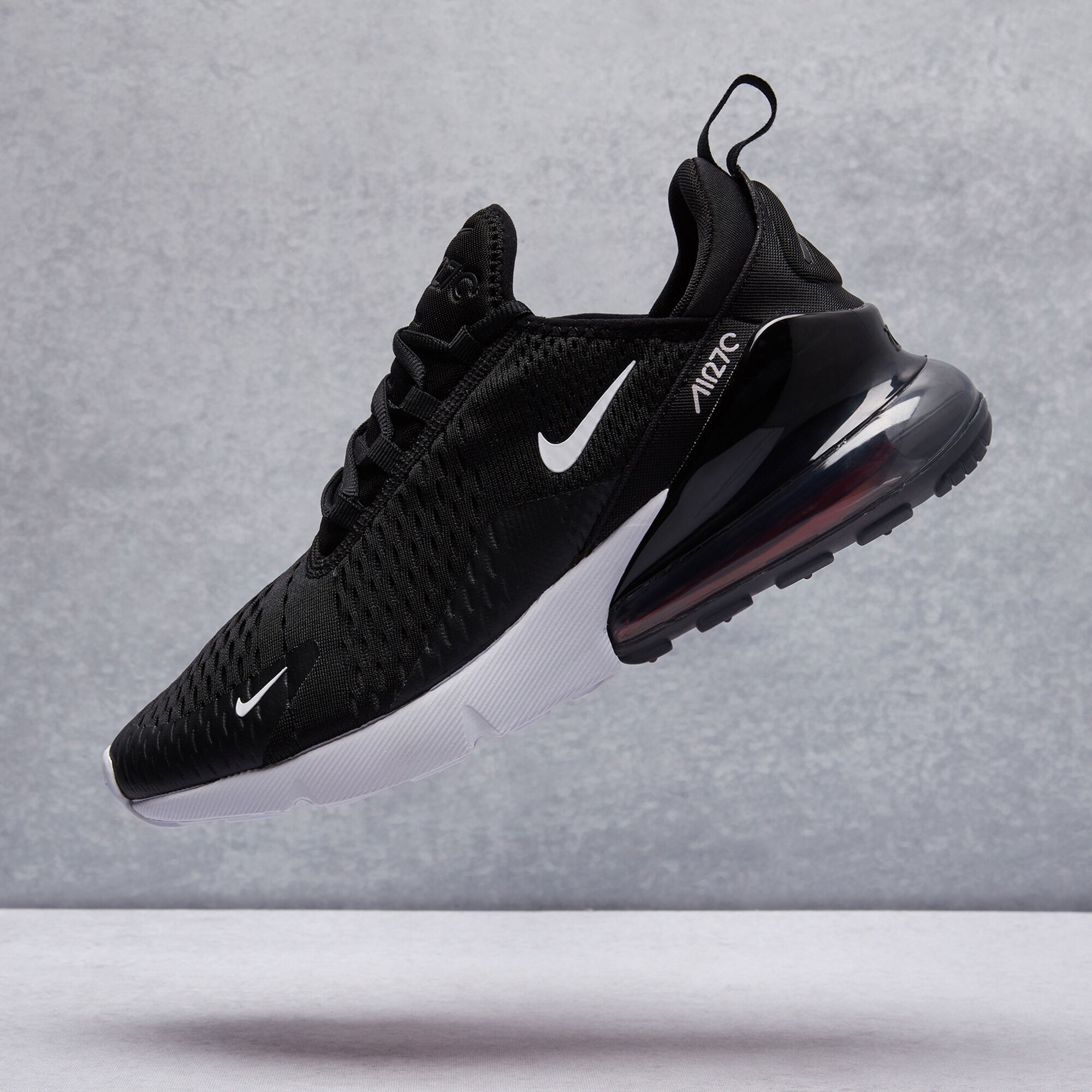 Nike Air Max 270 Black/White