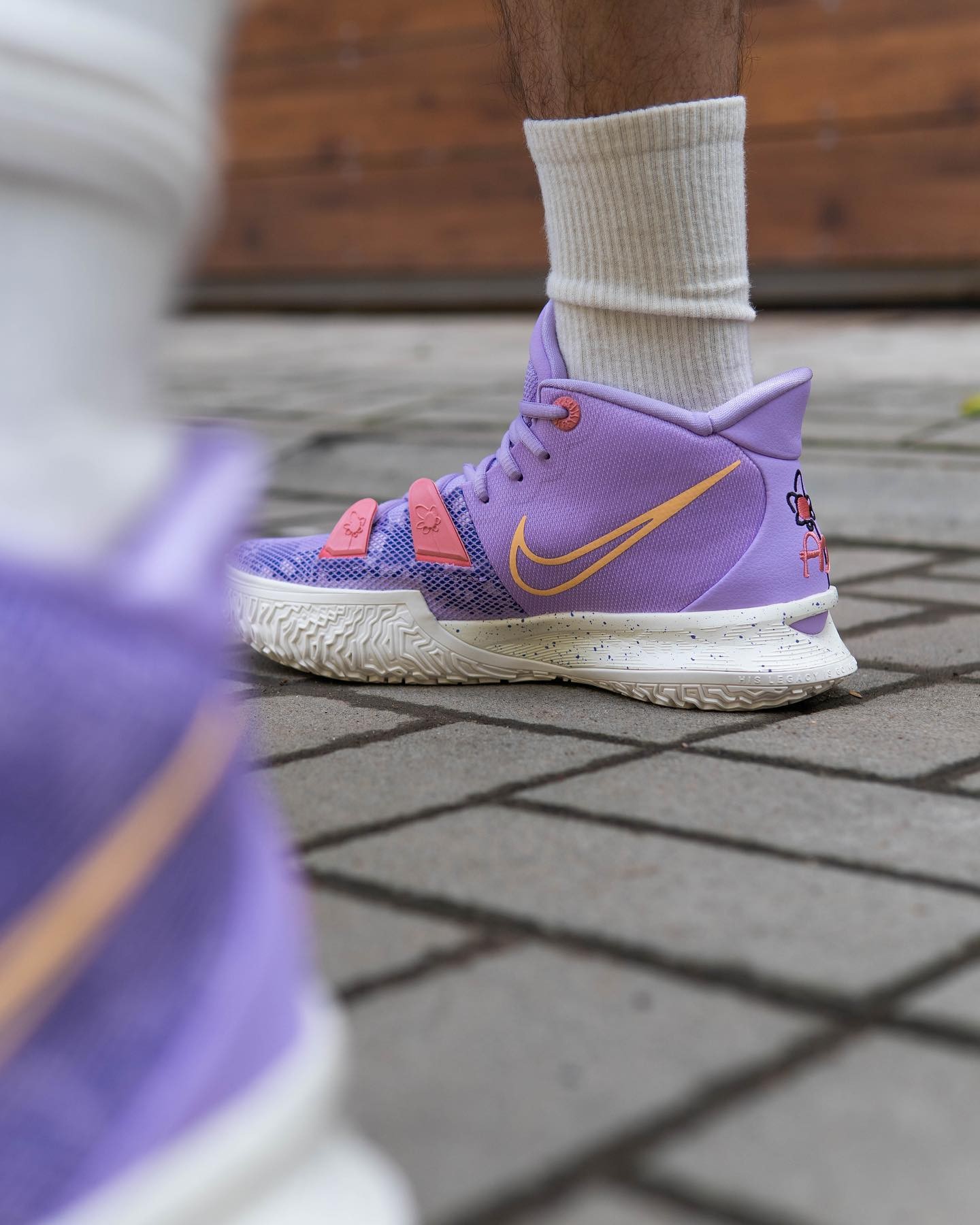 Nike Kyrie 7 Daughters