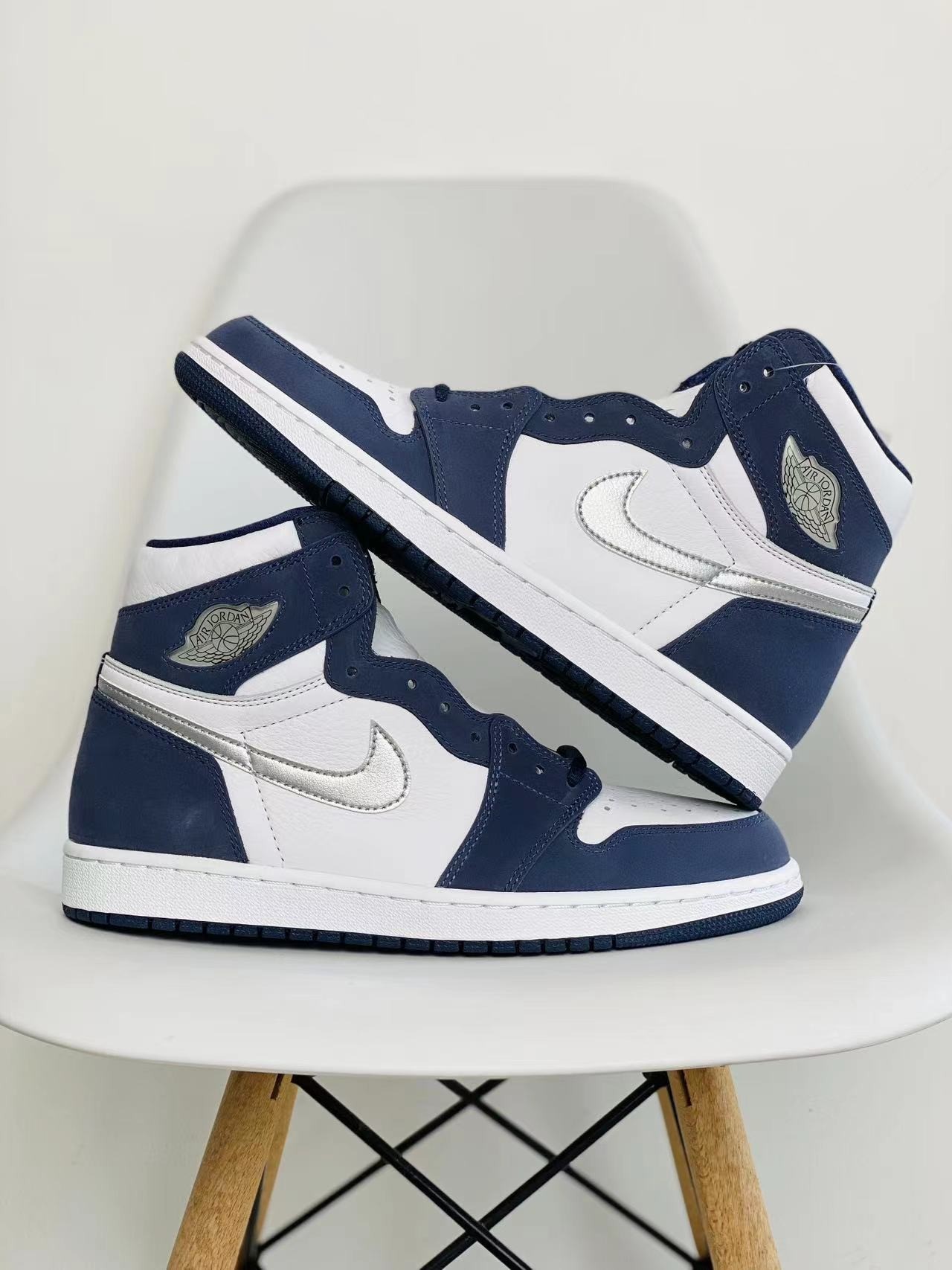 Nike Air Jordan 1 Retro High CO.JP Midnight Navy