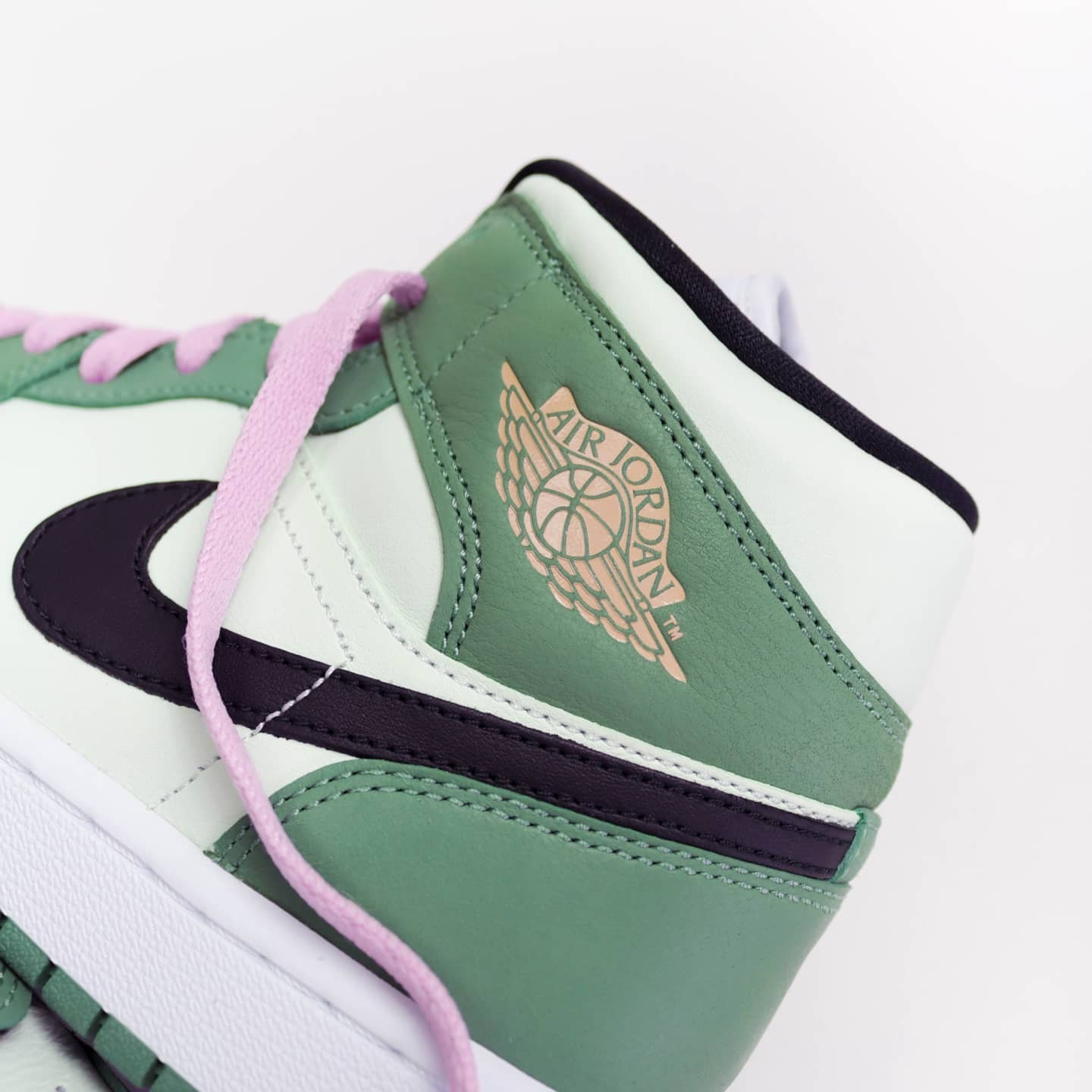 Nike Air Jordan 1 Mid Dutch Green