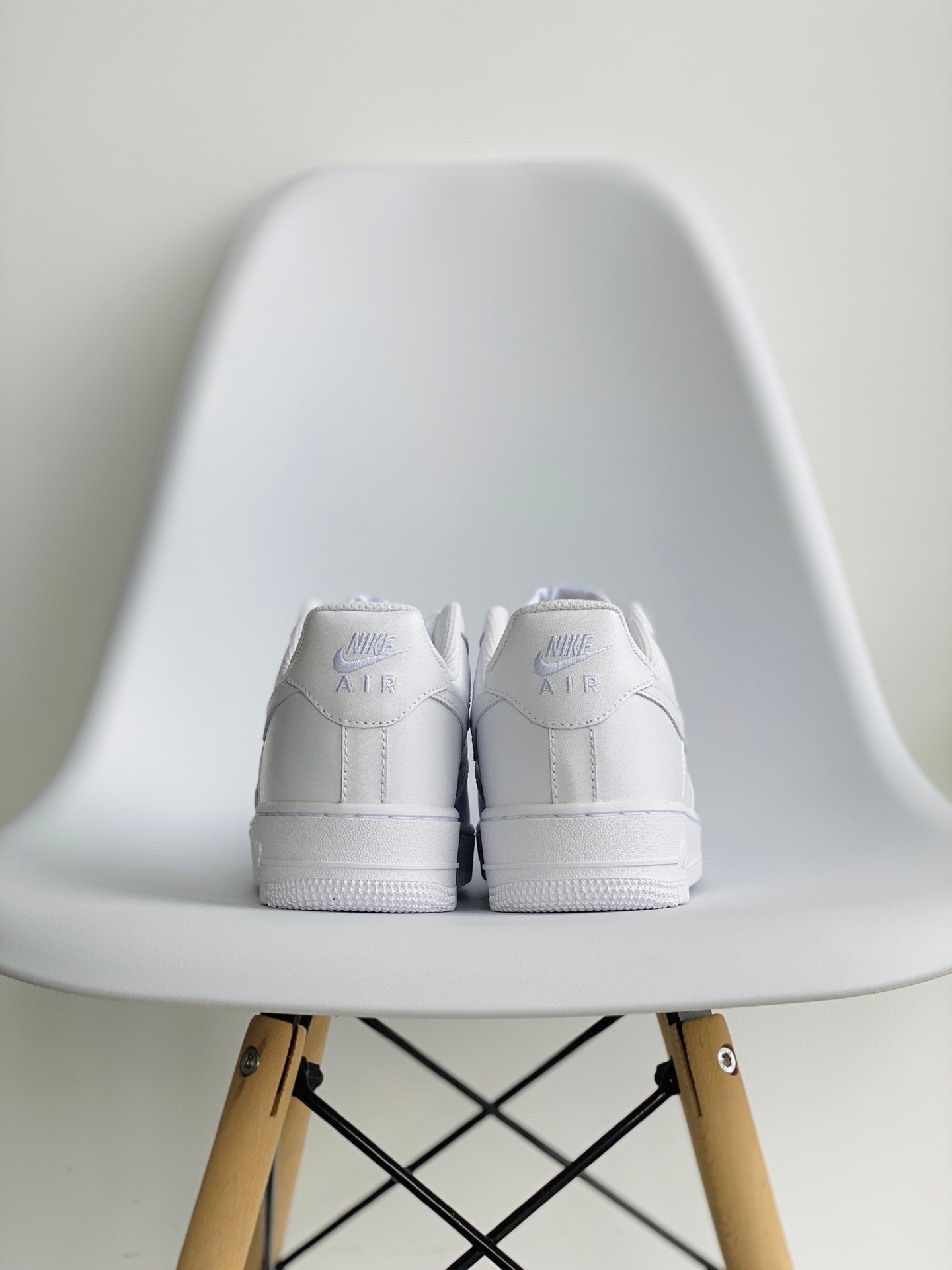 Nike Air Force 1 Low Classic Triple White