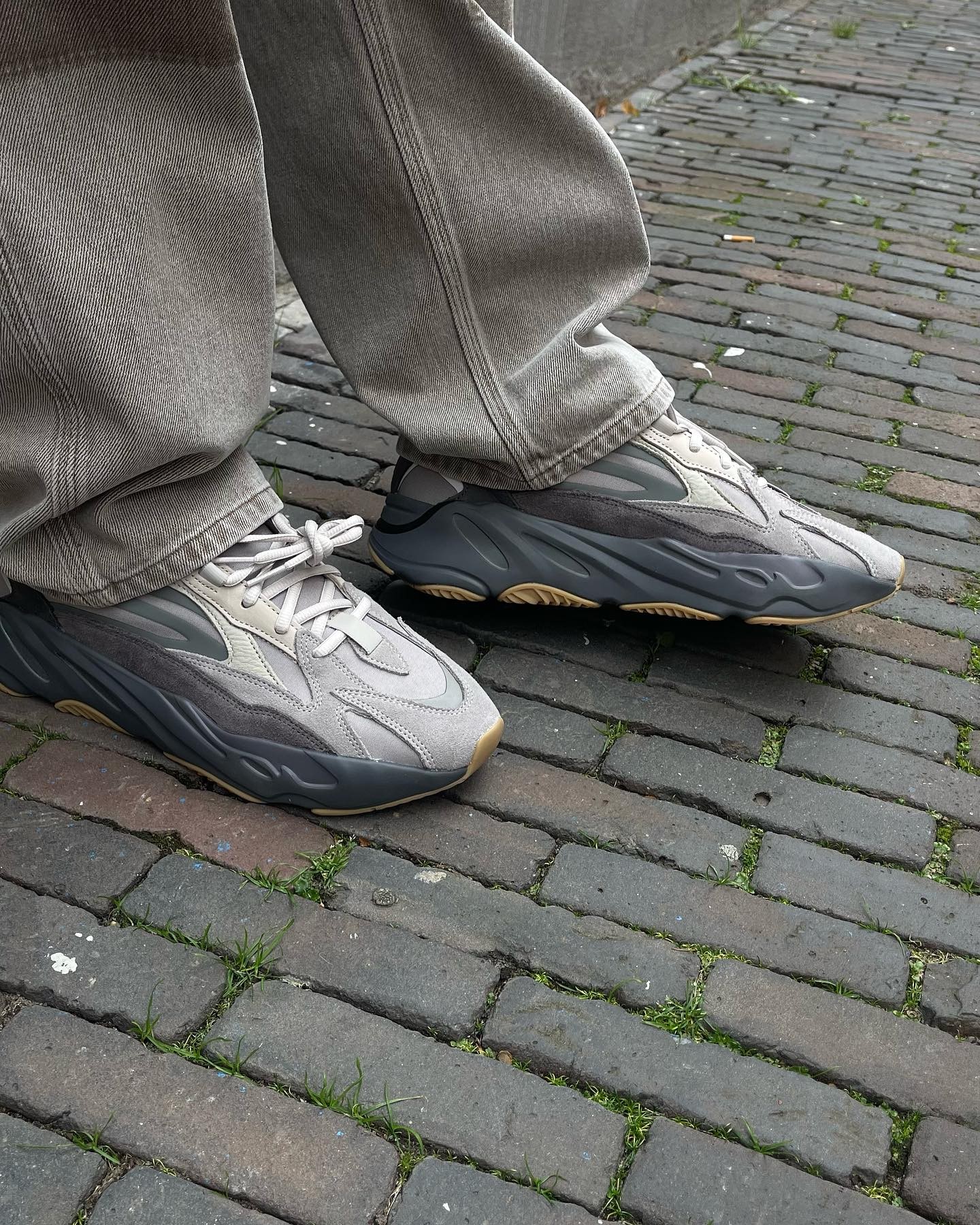 adidas Yeezy Boost 700 V2 Tephra