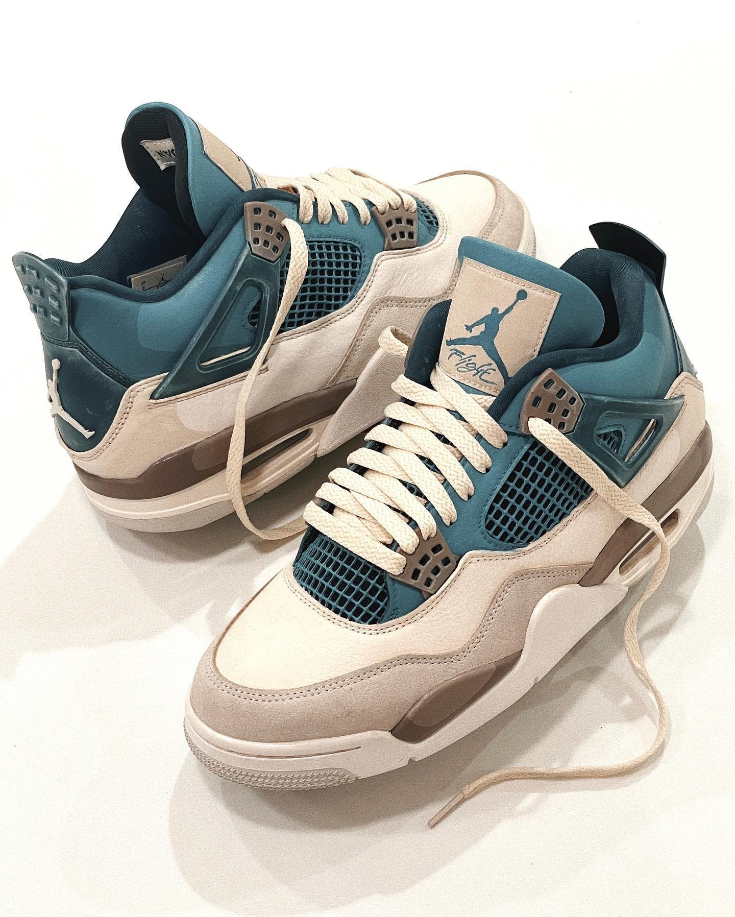 Nike Air Jordan 4 Retro x Snorlax Concept