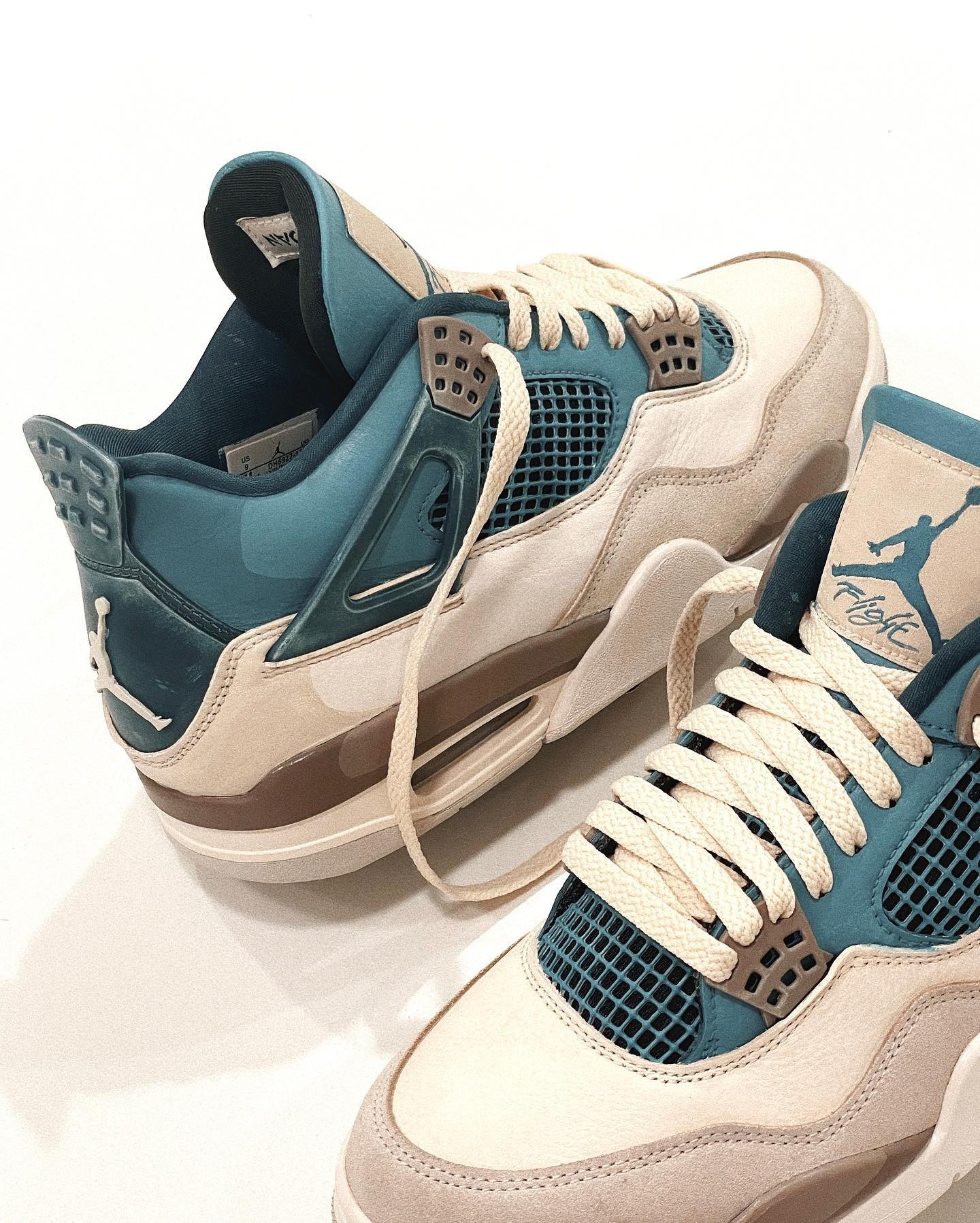 Nike Air Jordan 4 Retro x Snorlax Concept