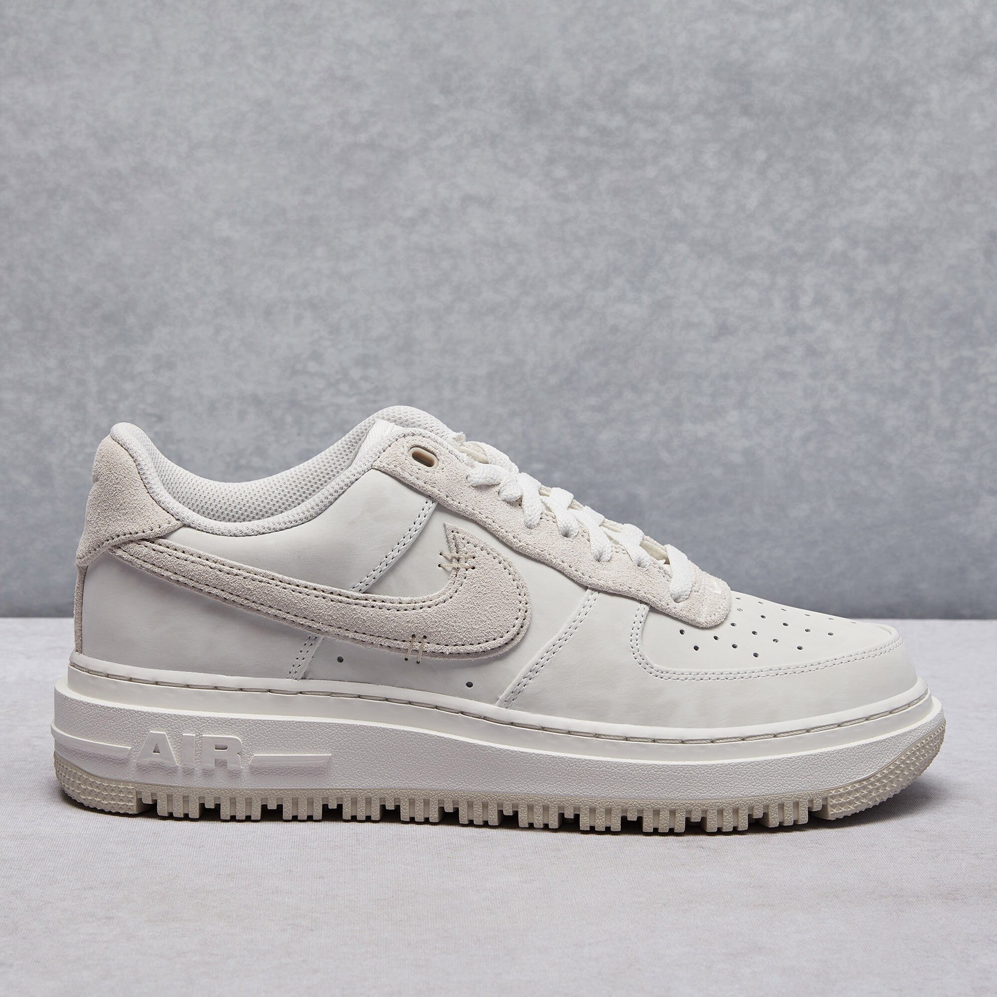 Nike Air Force 1 Low Luxe Summit White