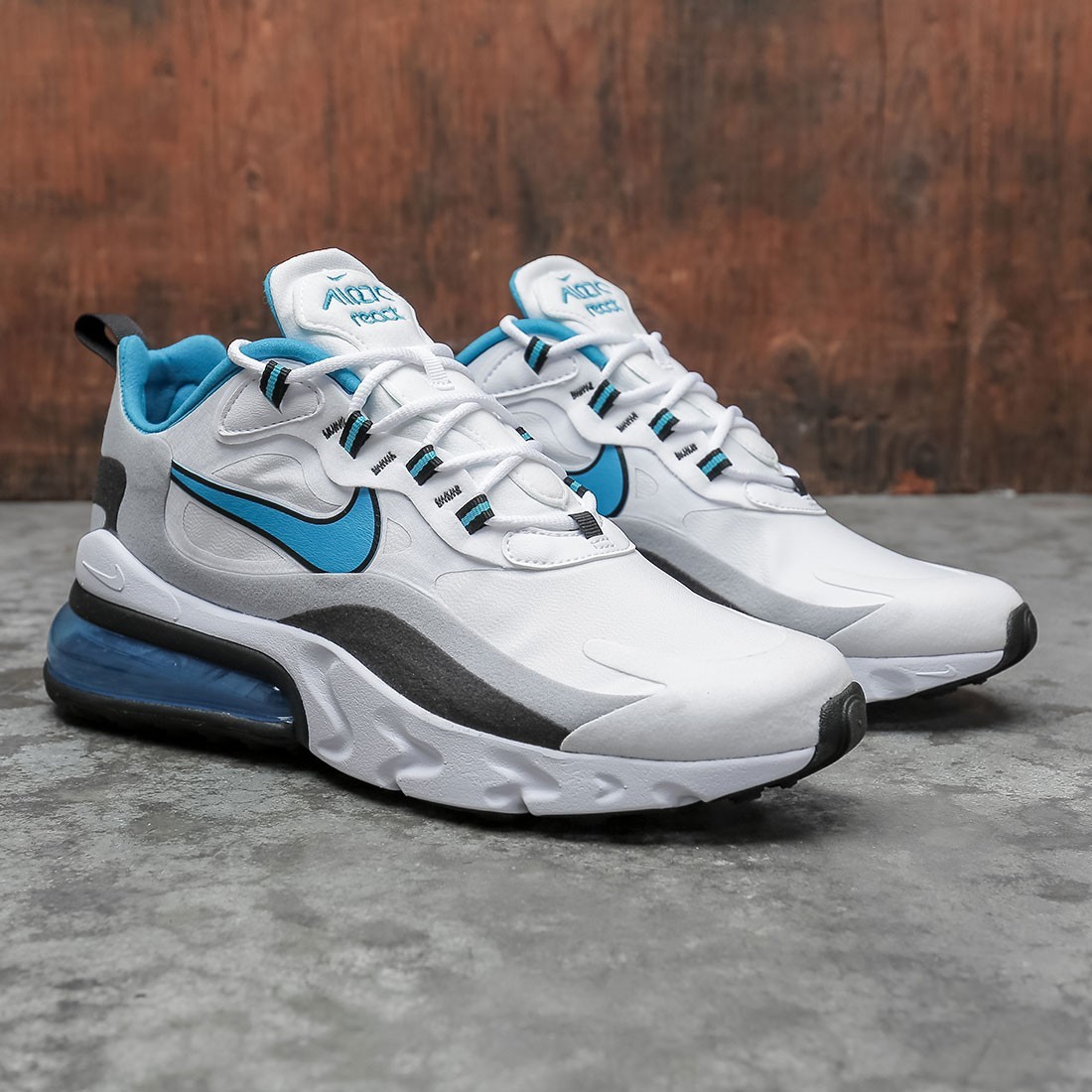 Nike Air Max 270 React Light Blue