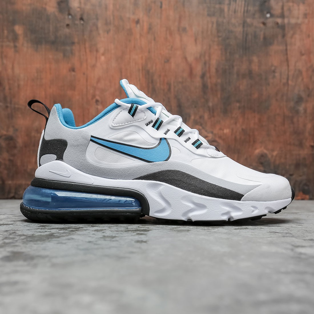 Nike Air Max 270 React Light Blue