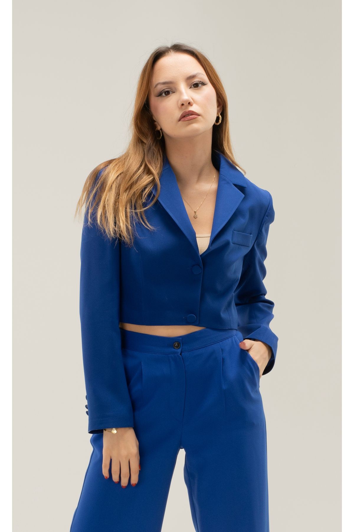  Crop Astarlı Vatkalı Blazer Ceket - saks