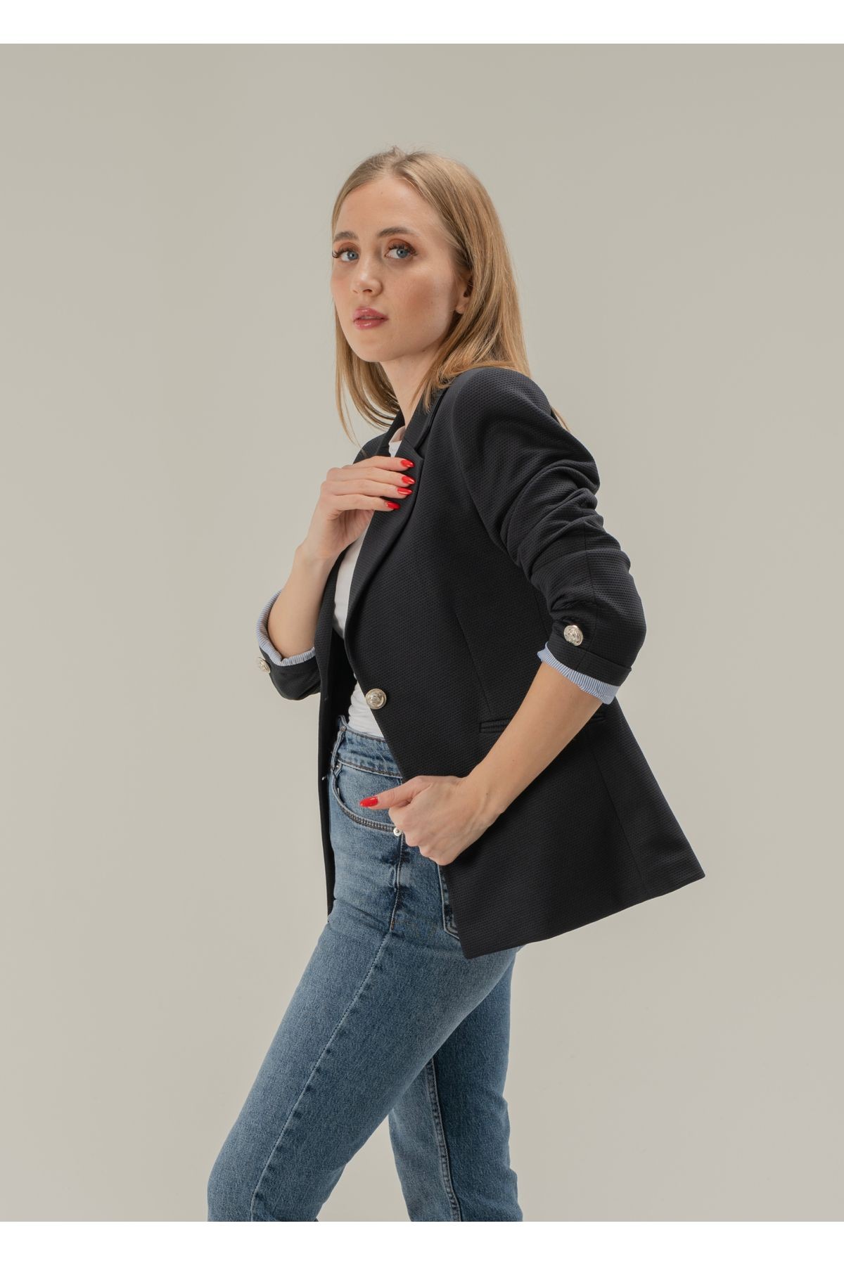 Çift Düğme Kol Astar Detaylı Vatkalı Kısa Blazer ceket