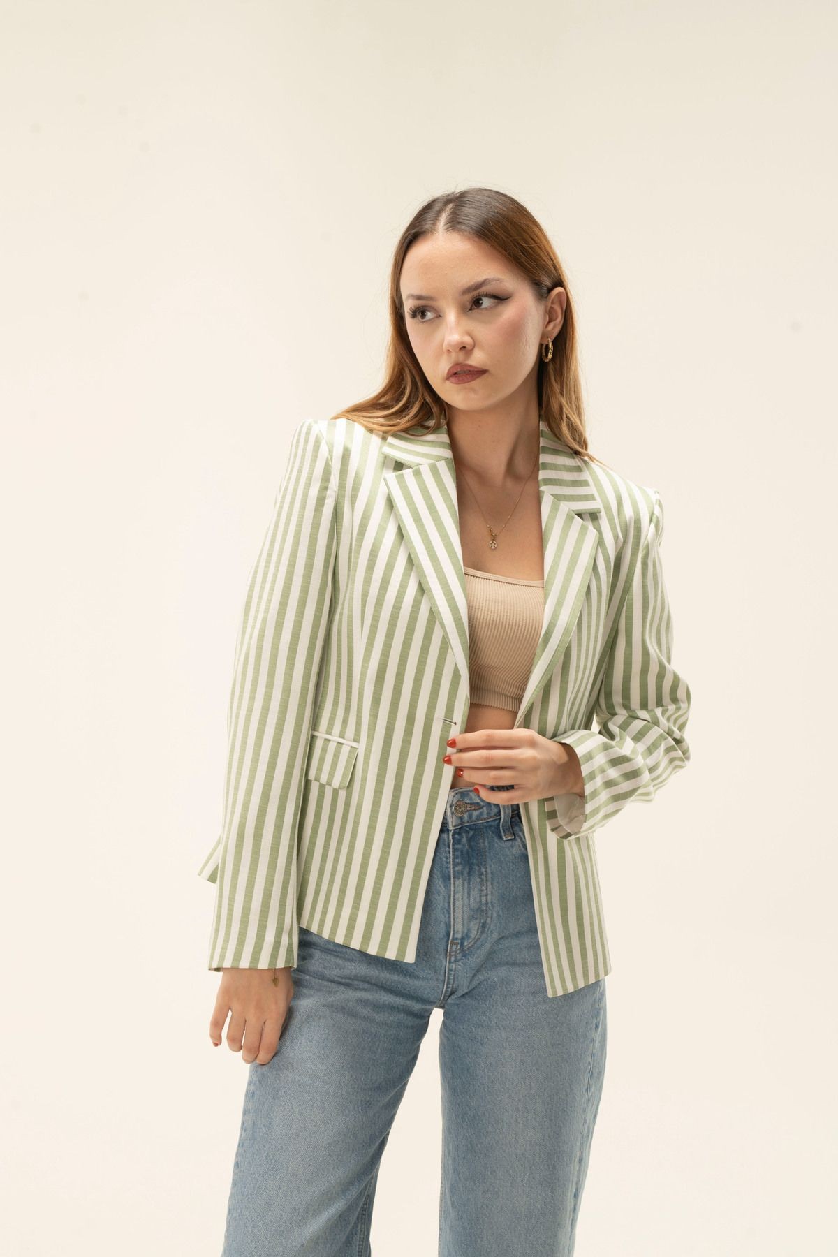 Tek Düğme Astarlı Vatkalı Kısa Blazer ceket - beyaz yeşil çizgili