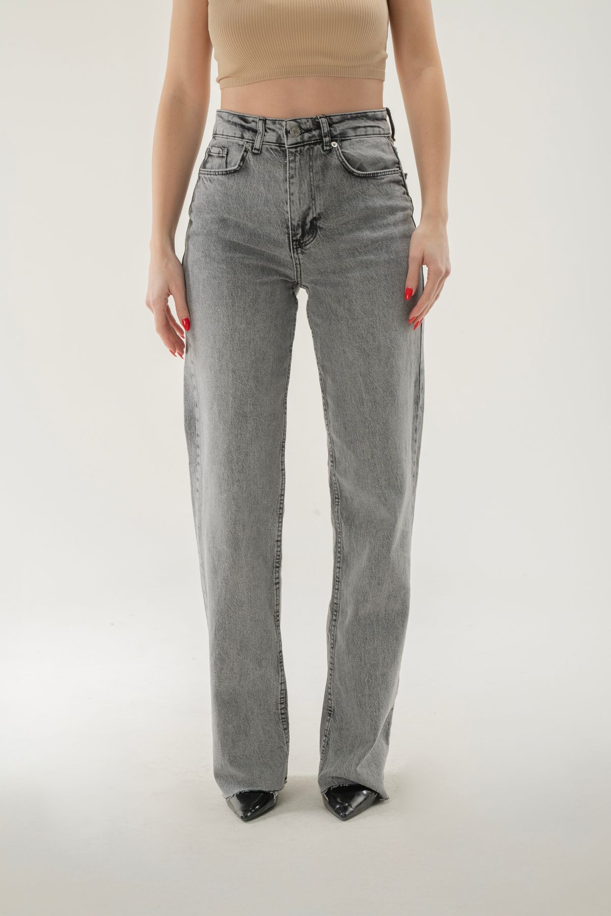 Straight Fit Kesik Paça Jean - Gri