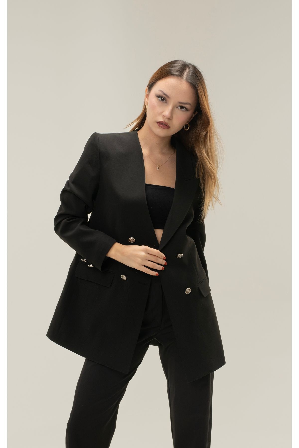 Kruvaze Vatkalı Astarlı Gümüş Düğme Tek Yaka Blazer ceket - Siyah
